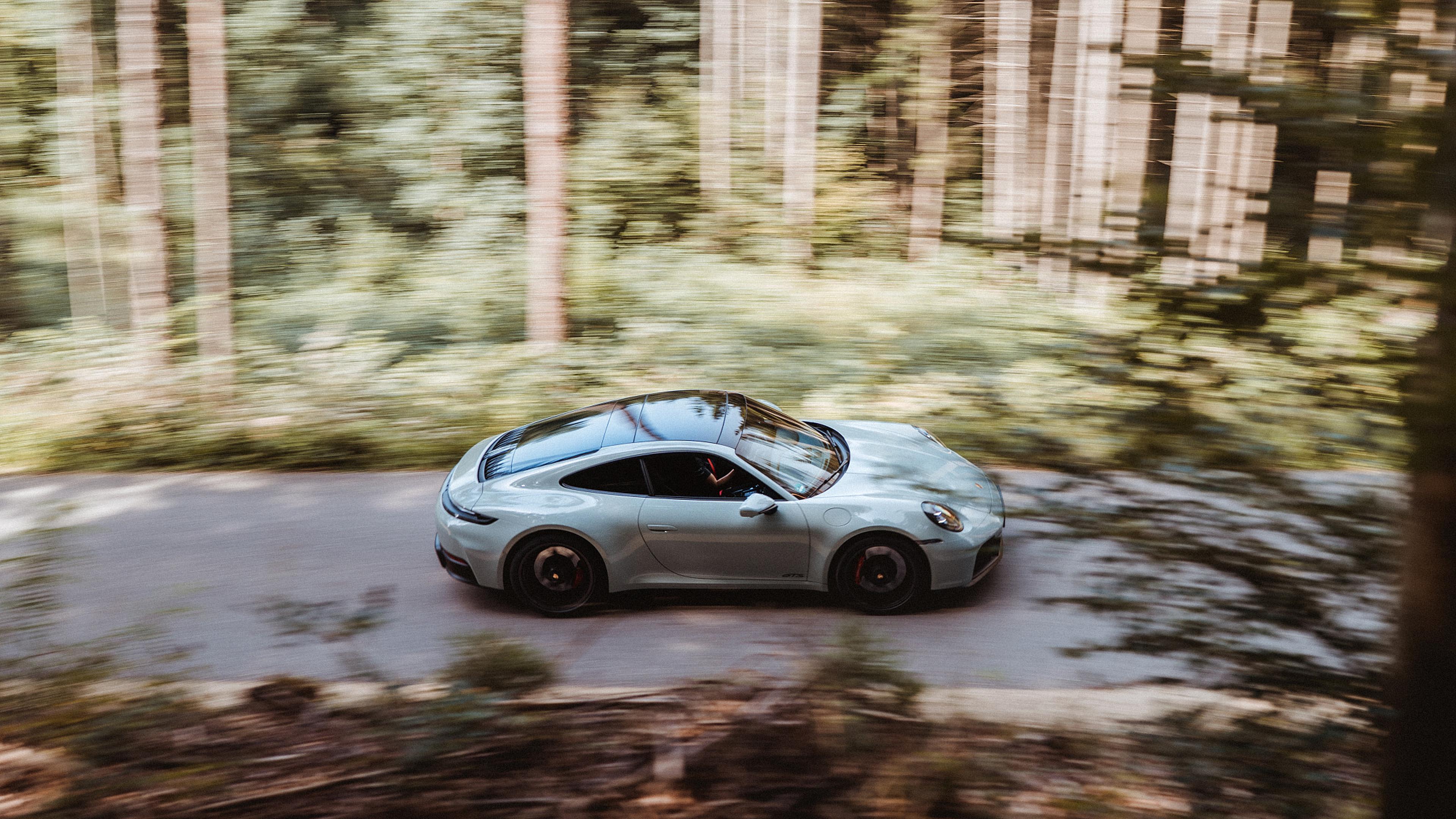 Porsche Travel Experience
