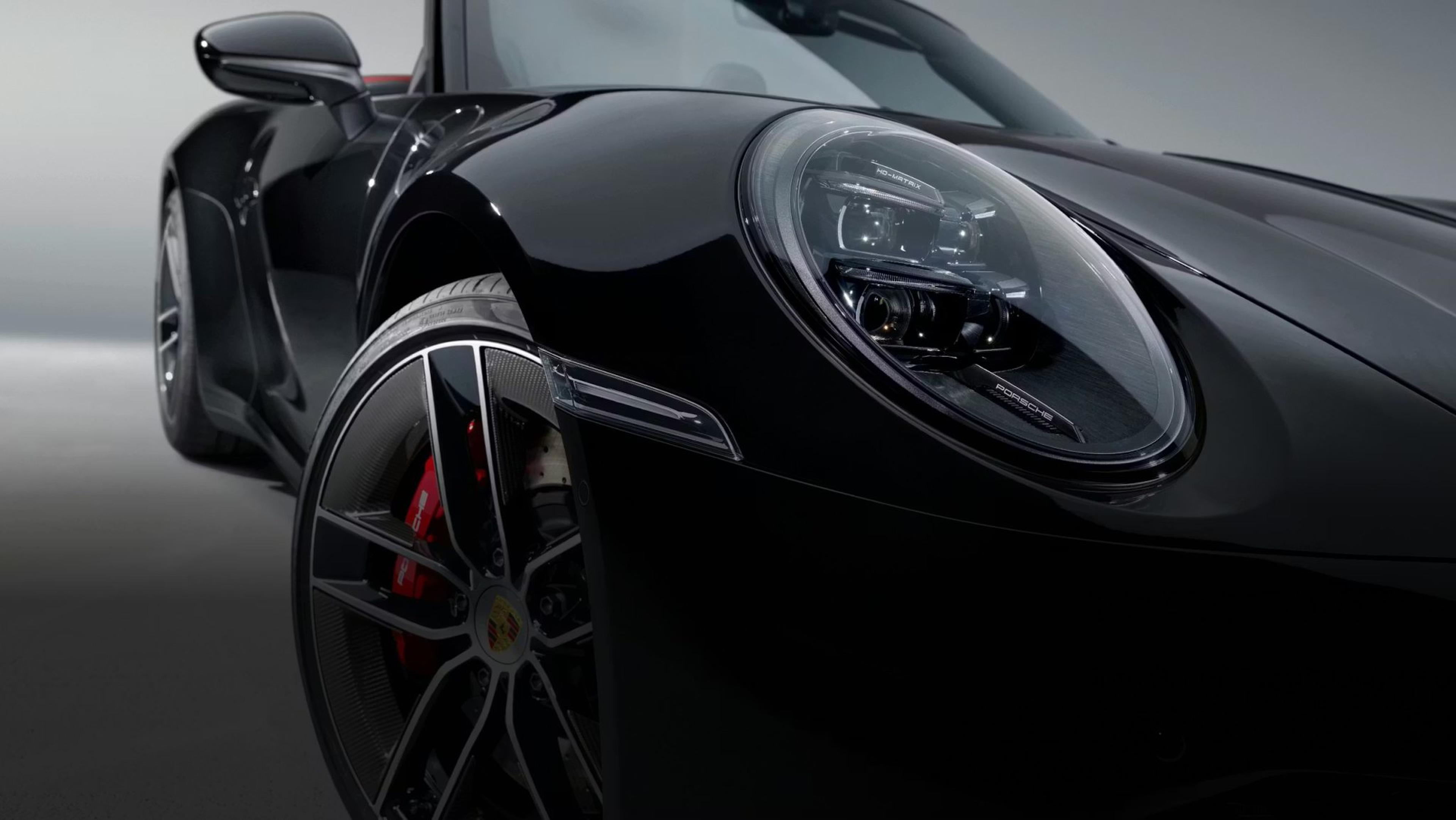 2026 Porsche 911 Hybrid blending classic 911 heritage with Porsche’s electrified performance future