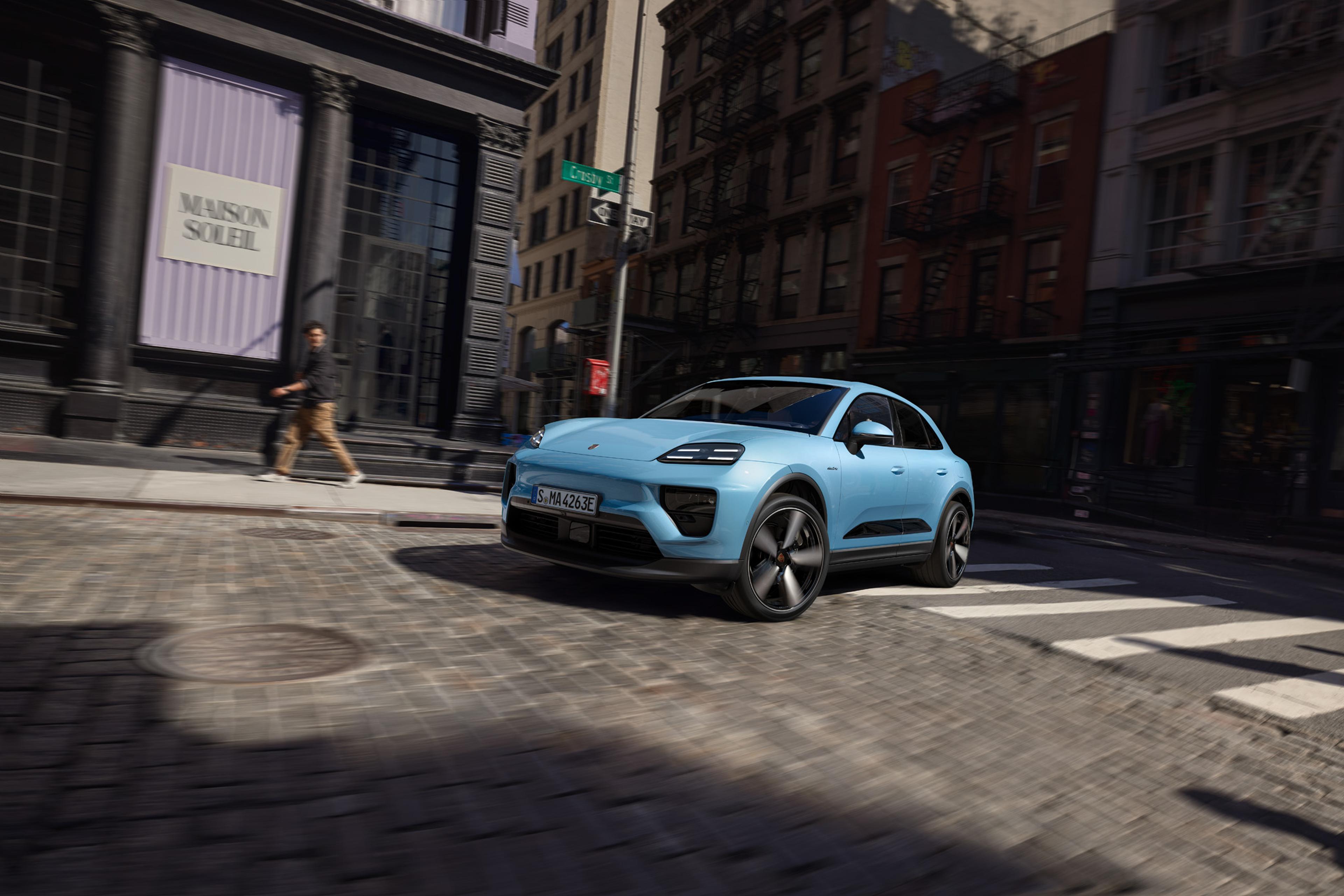 Macan Electric in Frozen Blue Metallic