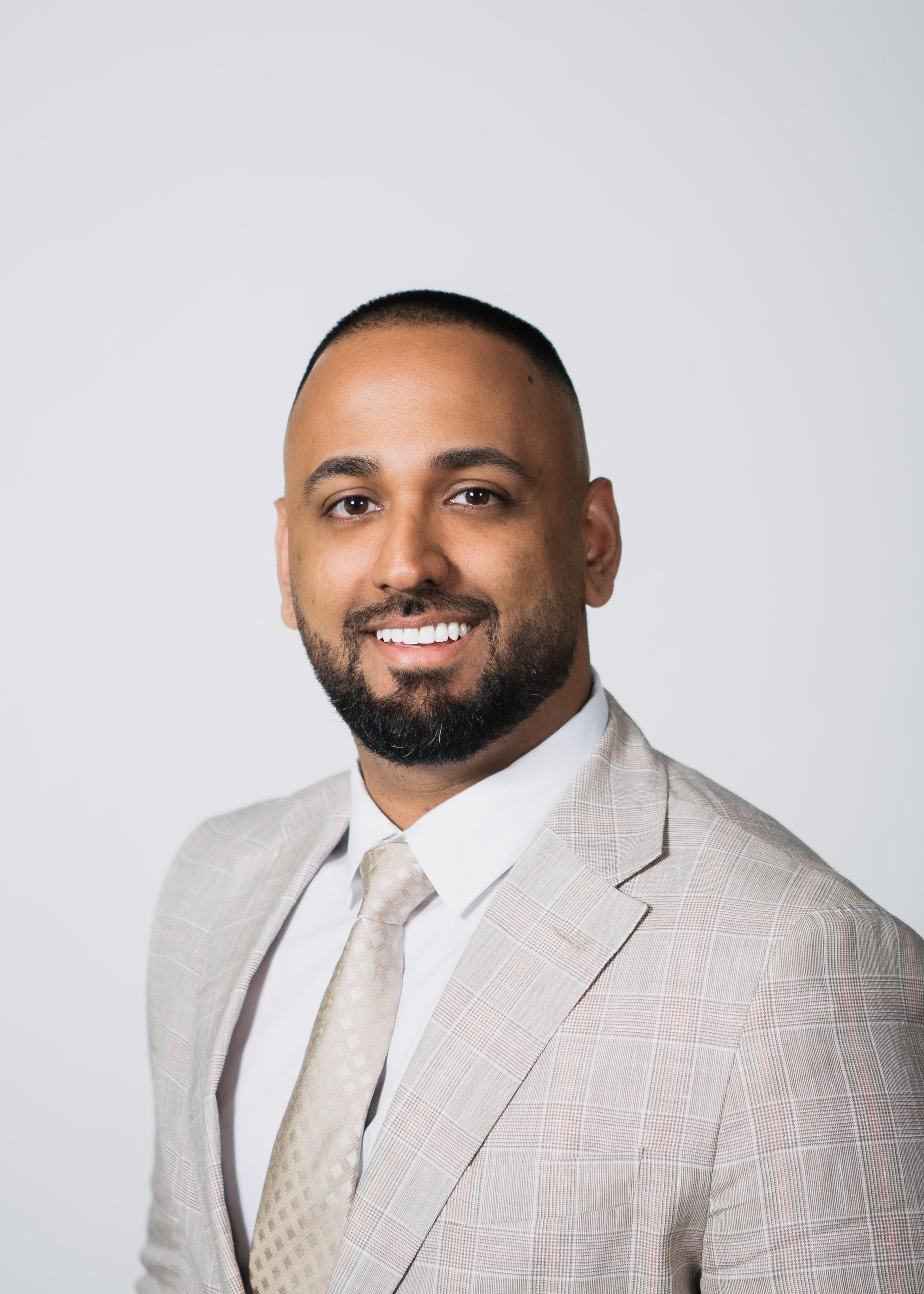 Photo of Neil Sharma