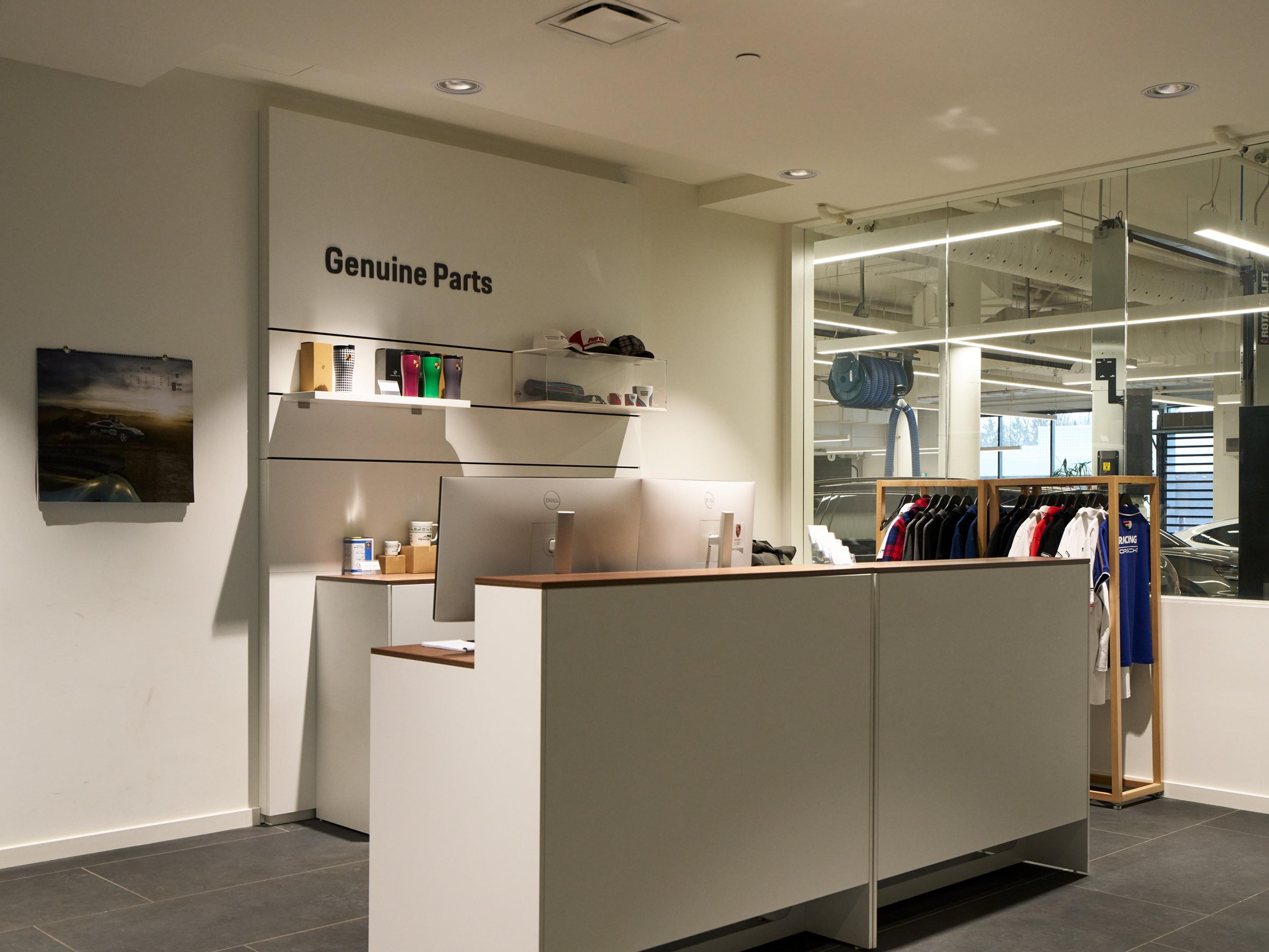 Porsche Experience Centre Genuine Parts
