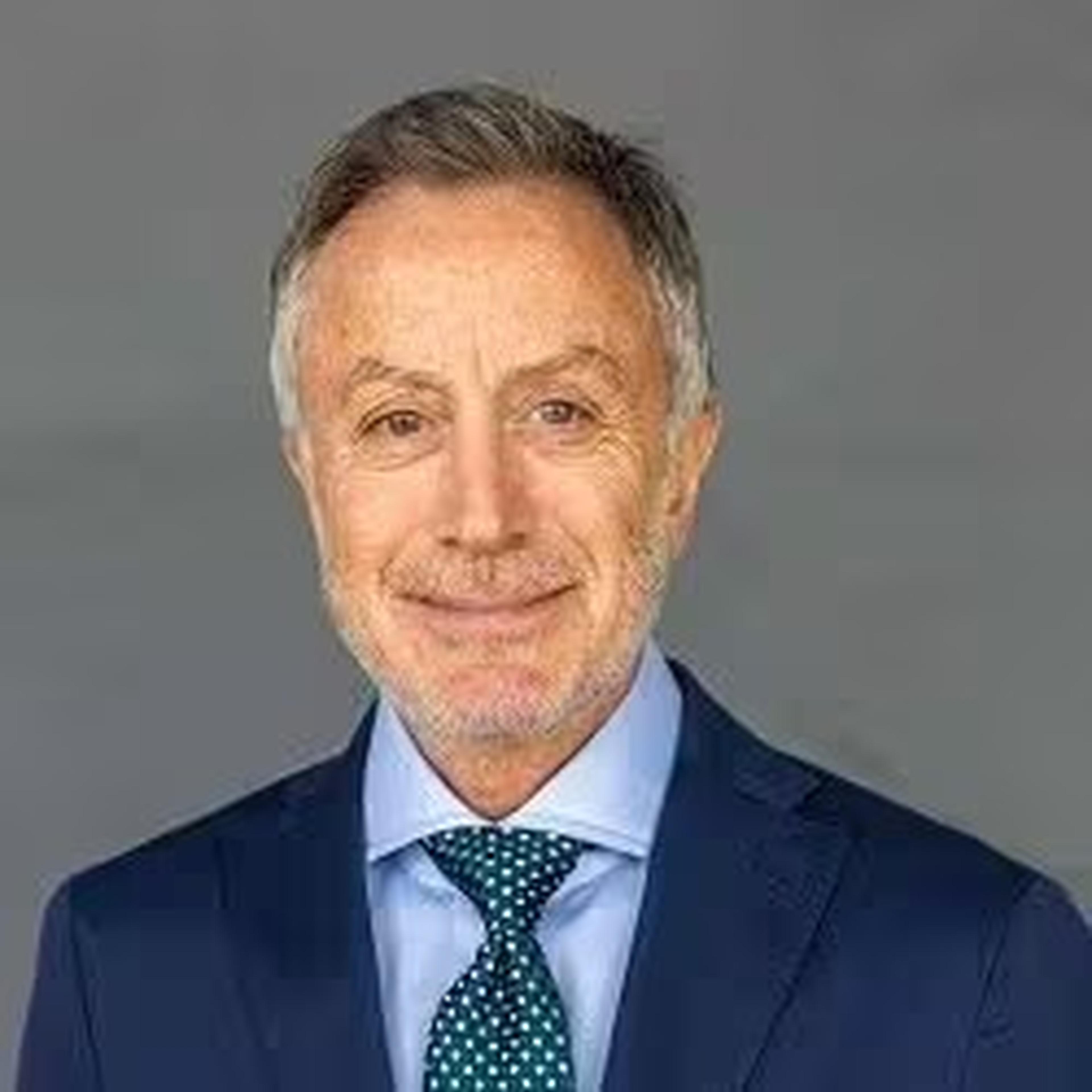 Photo of Simon Kouyoumjian
