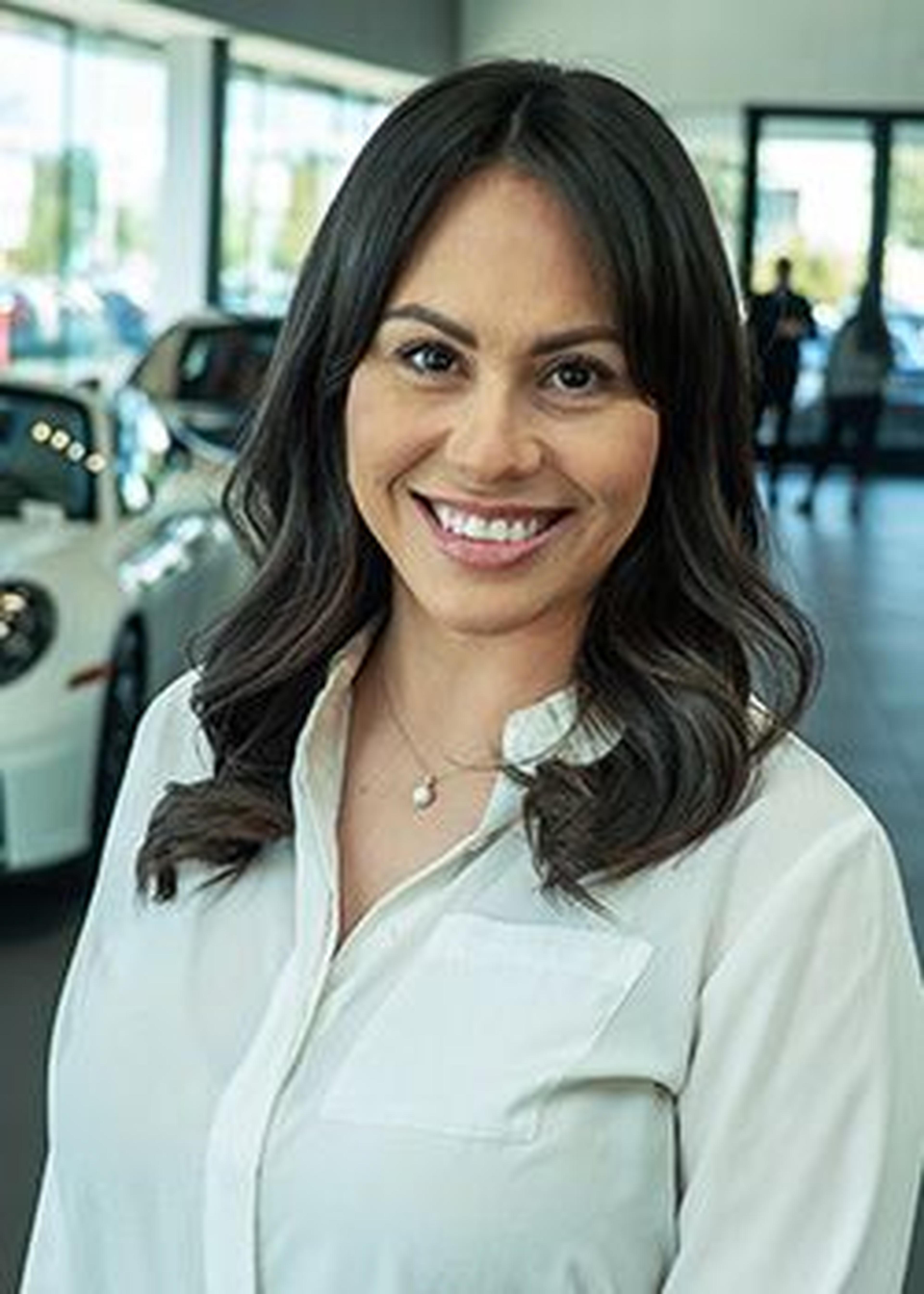 Photo of Janell Gomez
