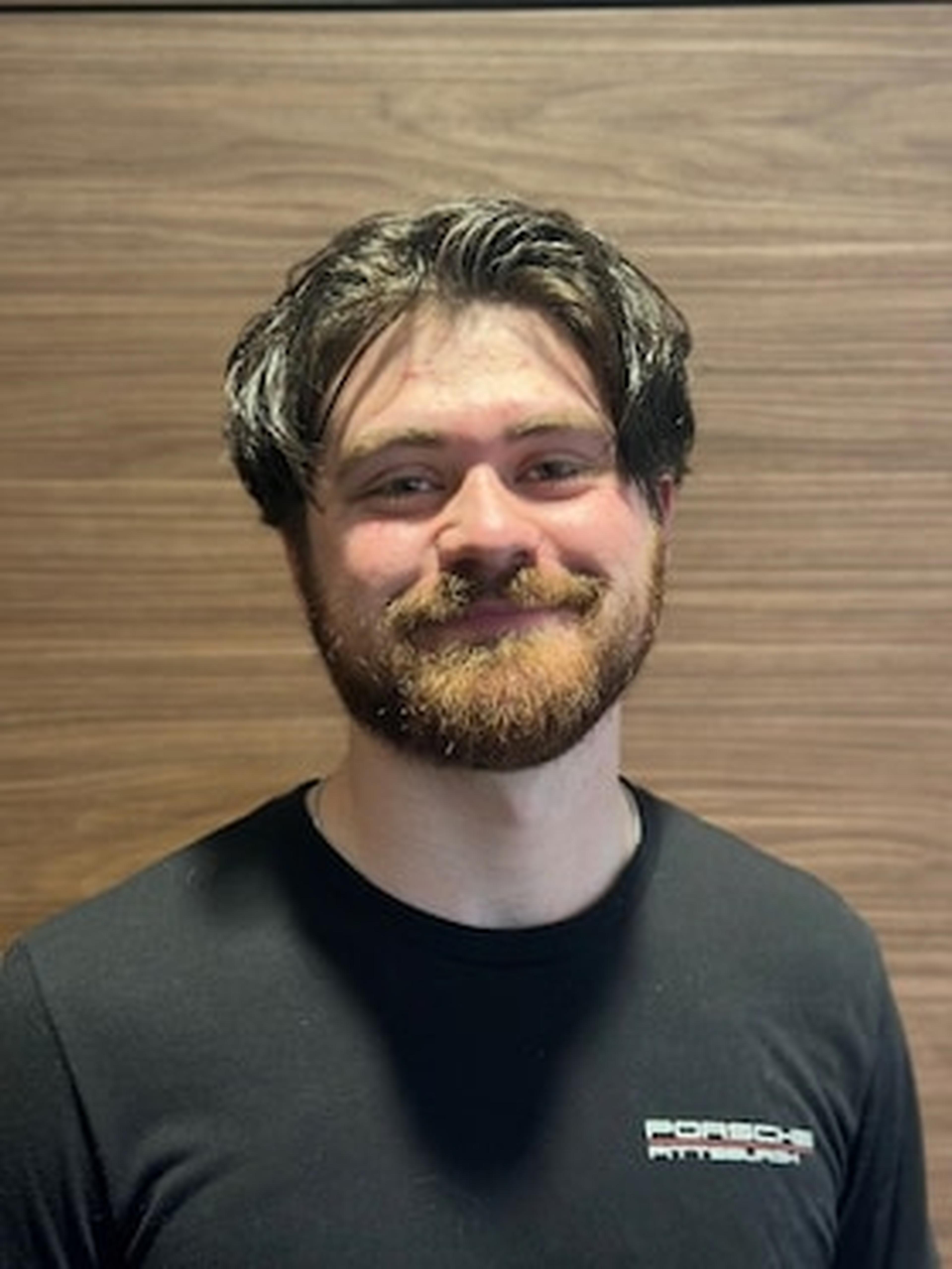 Photo of Stephen Mackneer