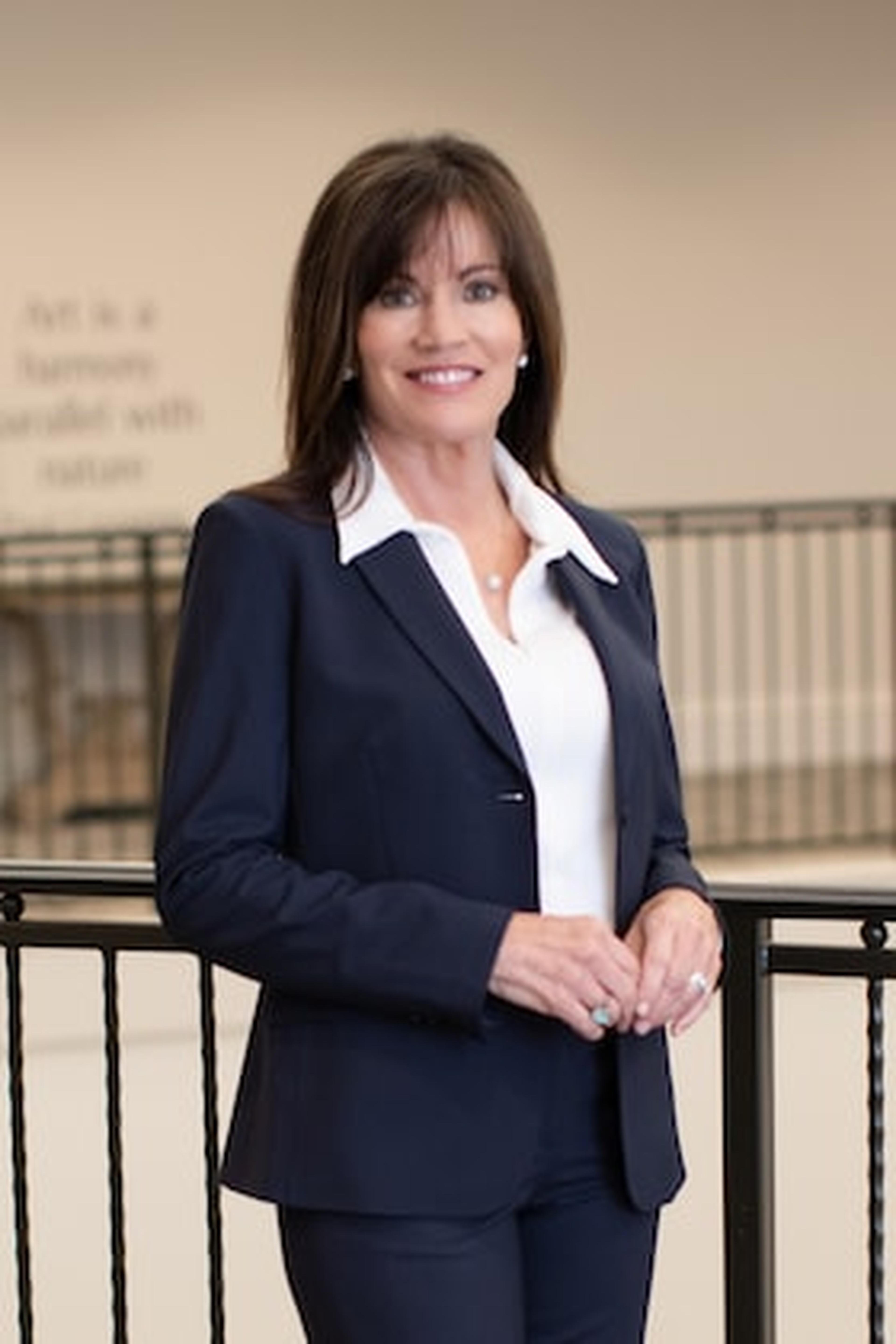 Photo of Tracy Jones