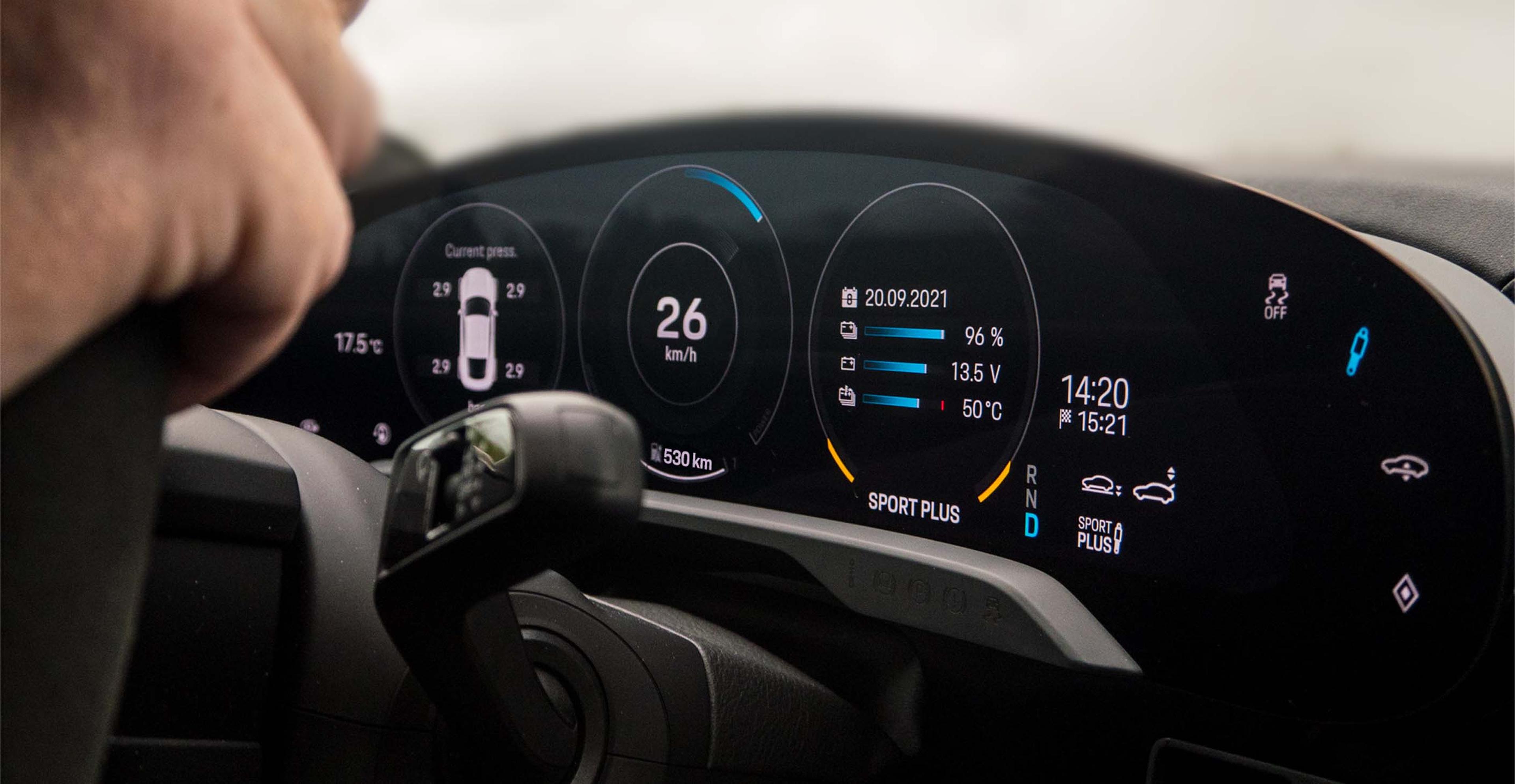 530 km d'autonomie pour le Taycan, d’après ses propriétaires vs. 350km d’après Porsche