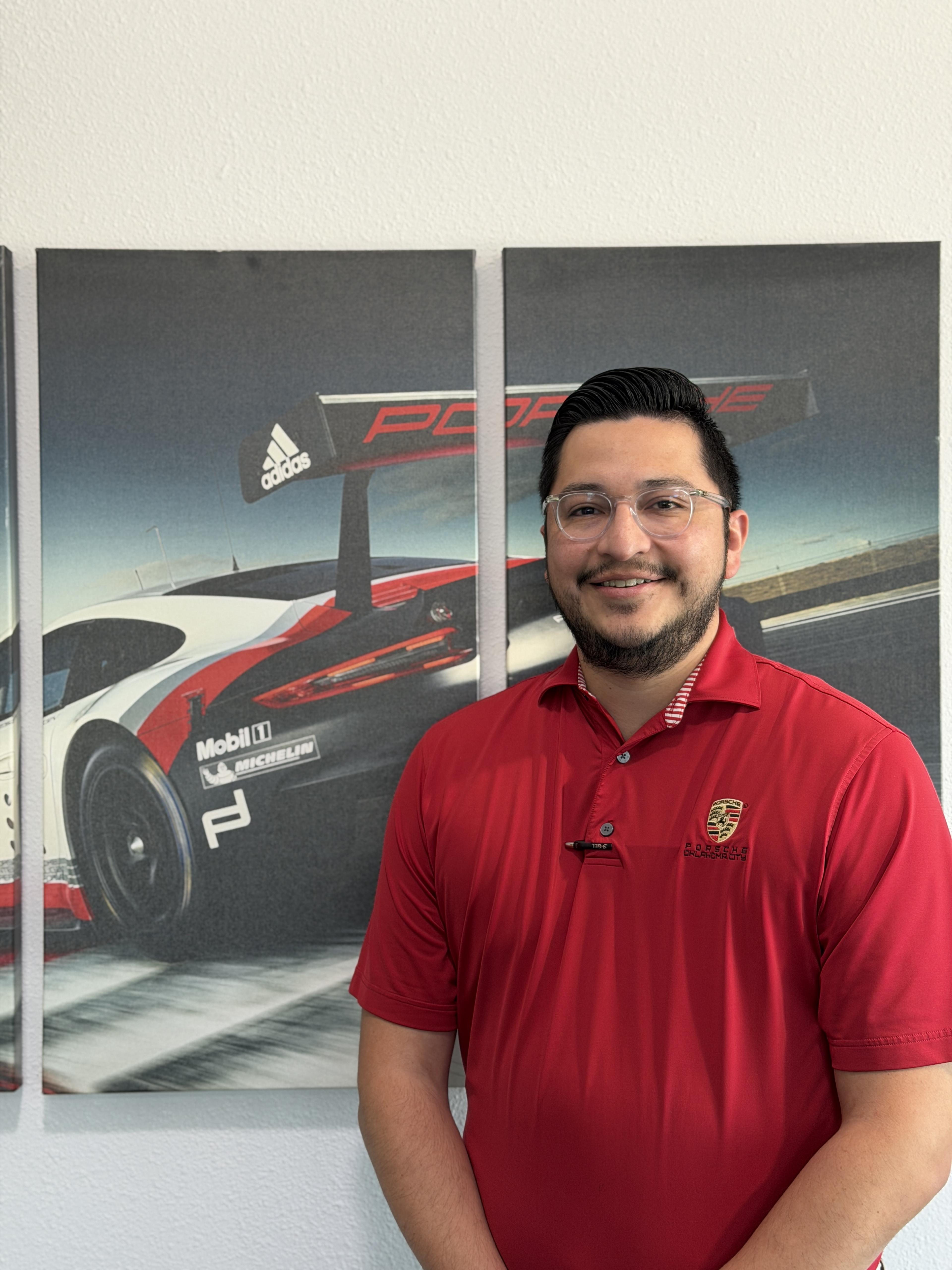 Photo of Daniel Flores