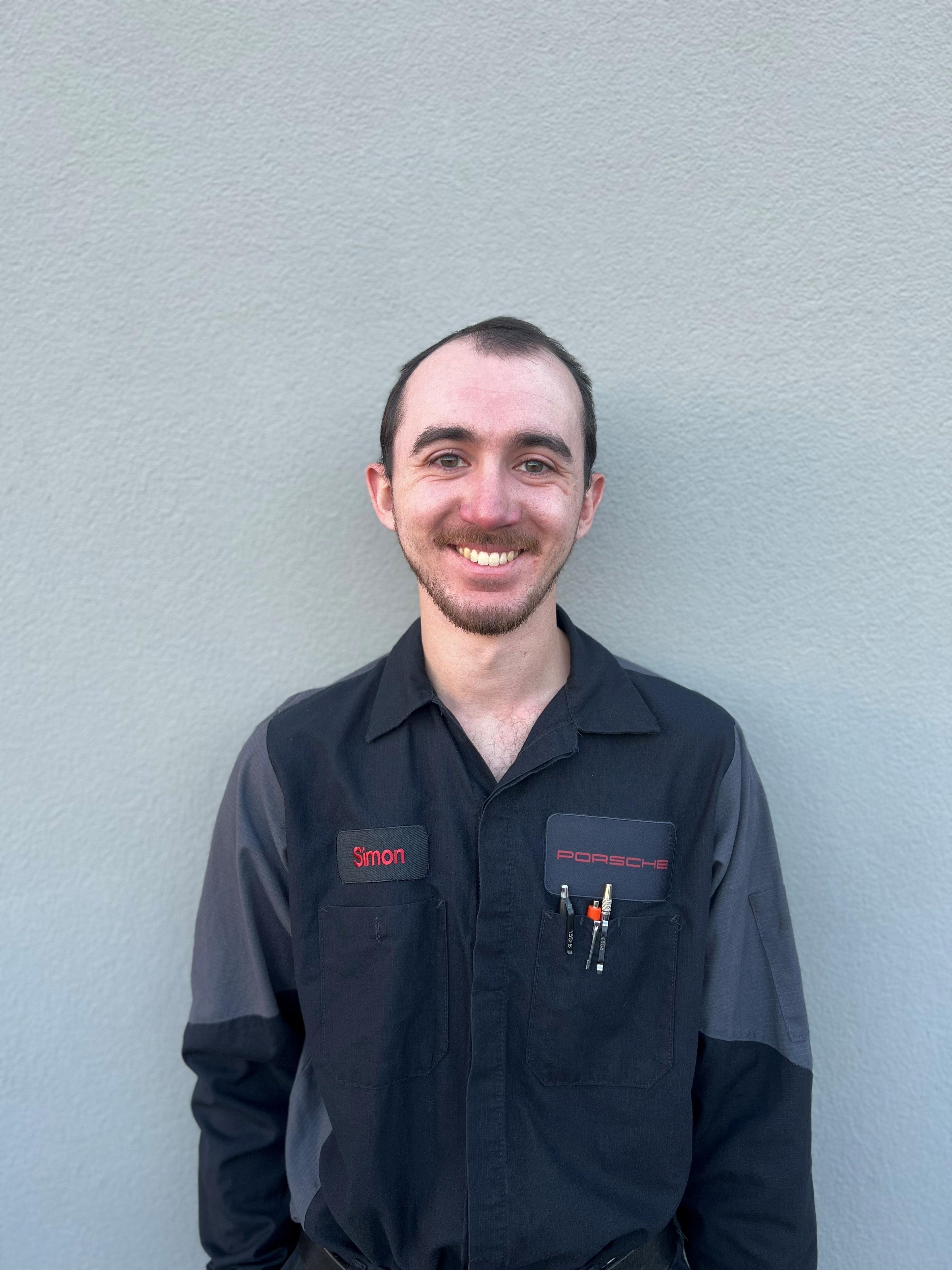 Photo of  Simon Mendoza