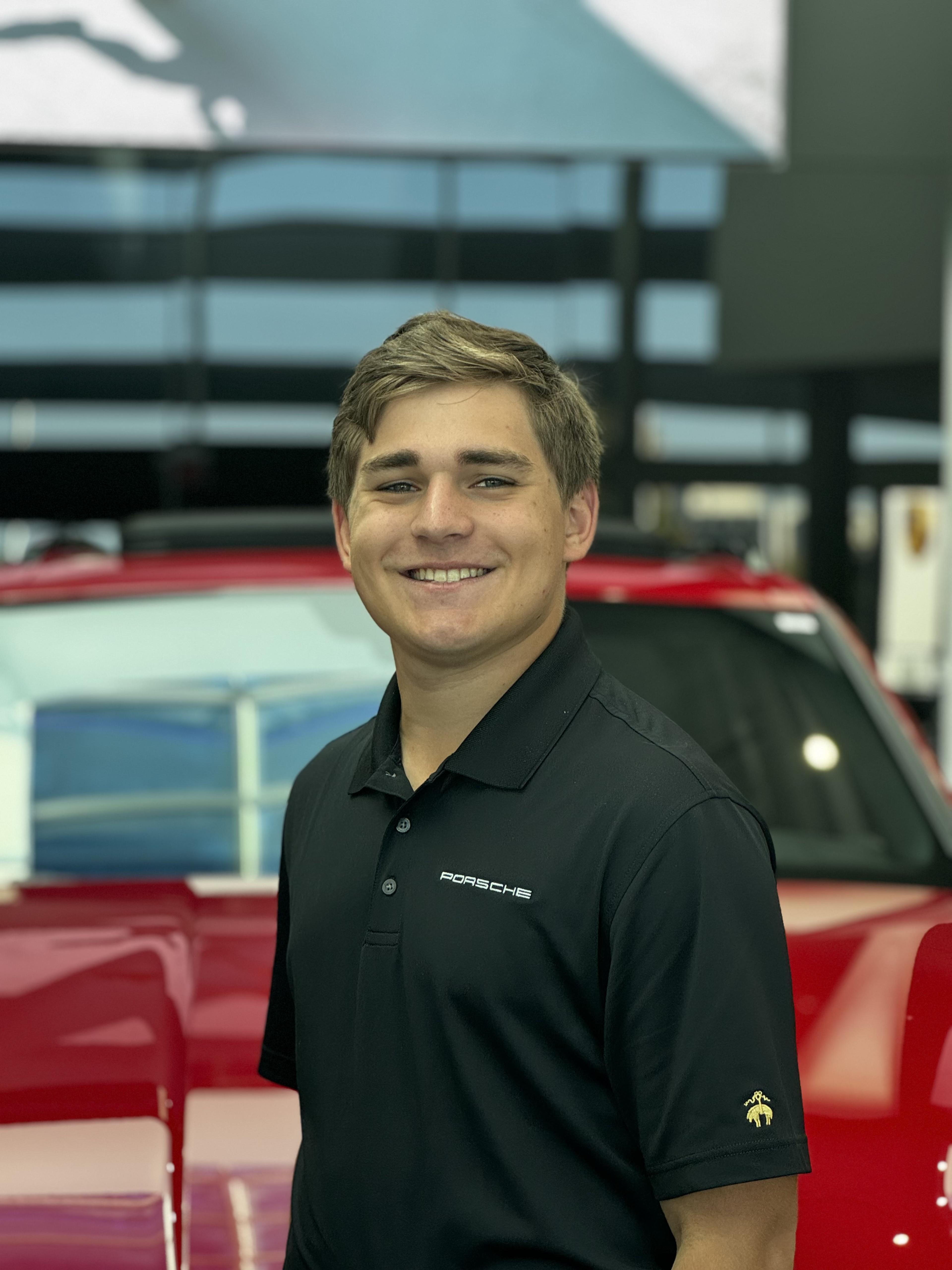 Photo of Sean Rozmajzl