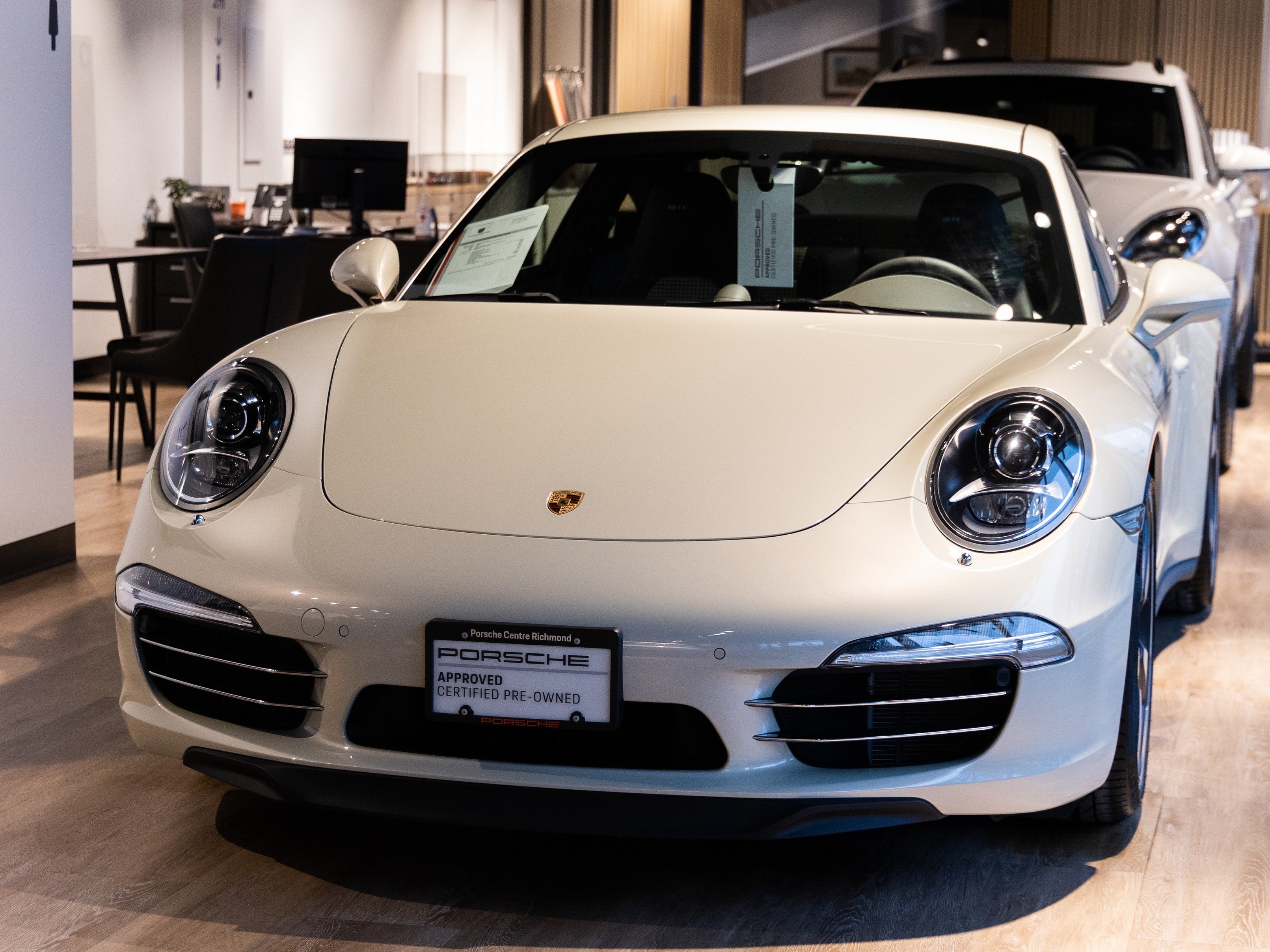 CPO Feature: Porsche 911 50th Year Anniversary | Porsche Centre