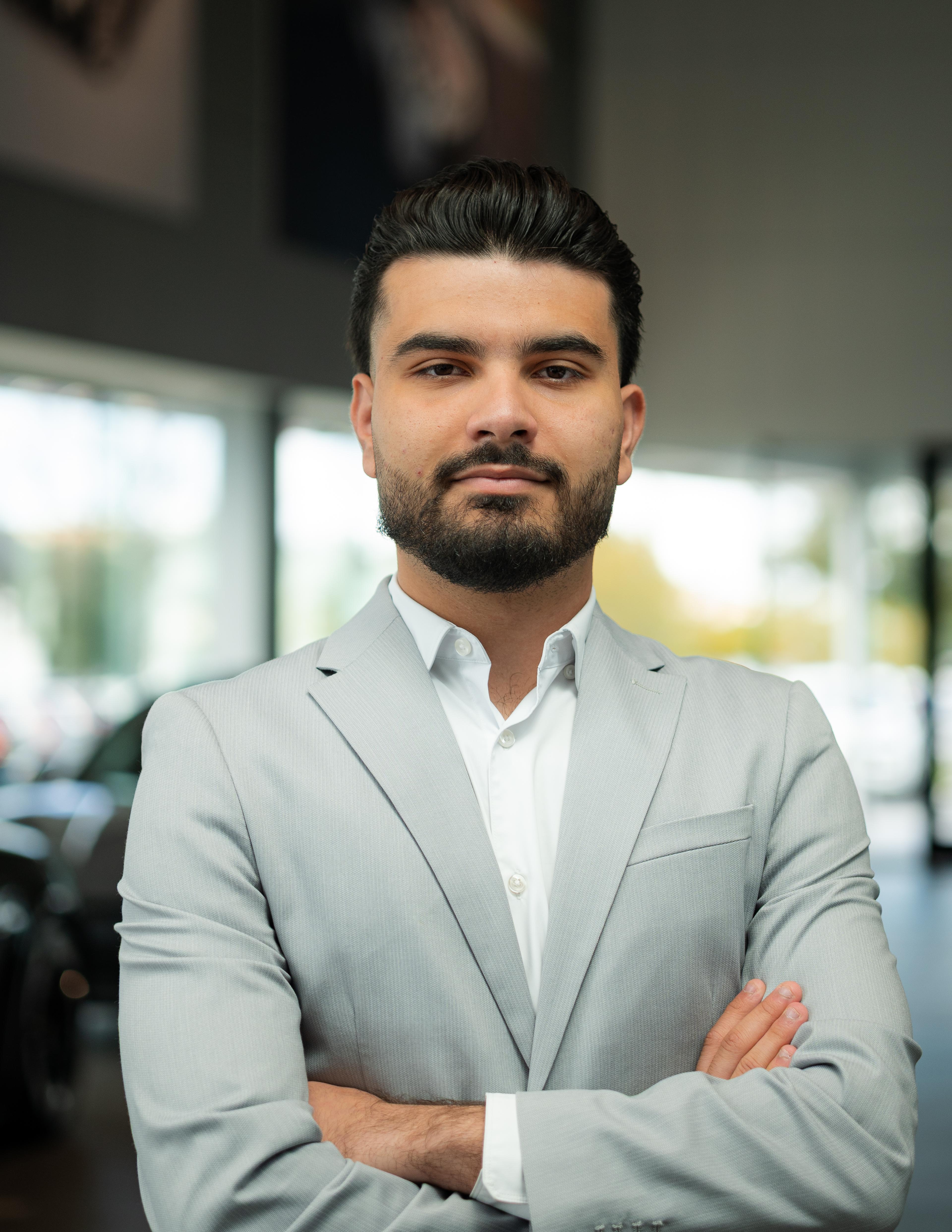 Photo of Naveed Zamani