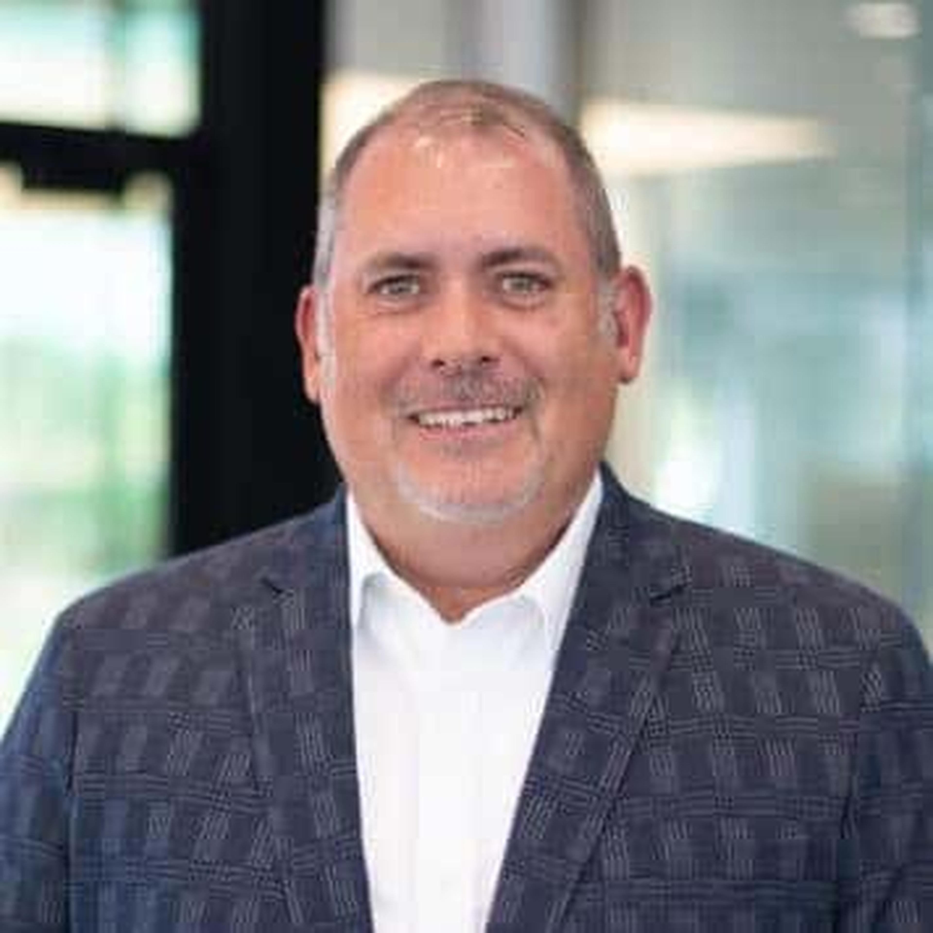 Photo of Lance Hoefener