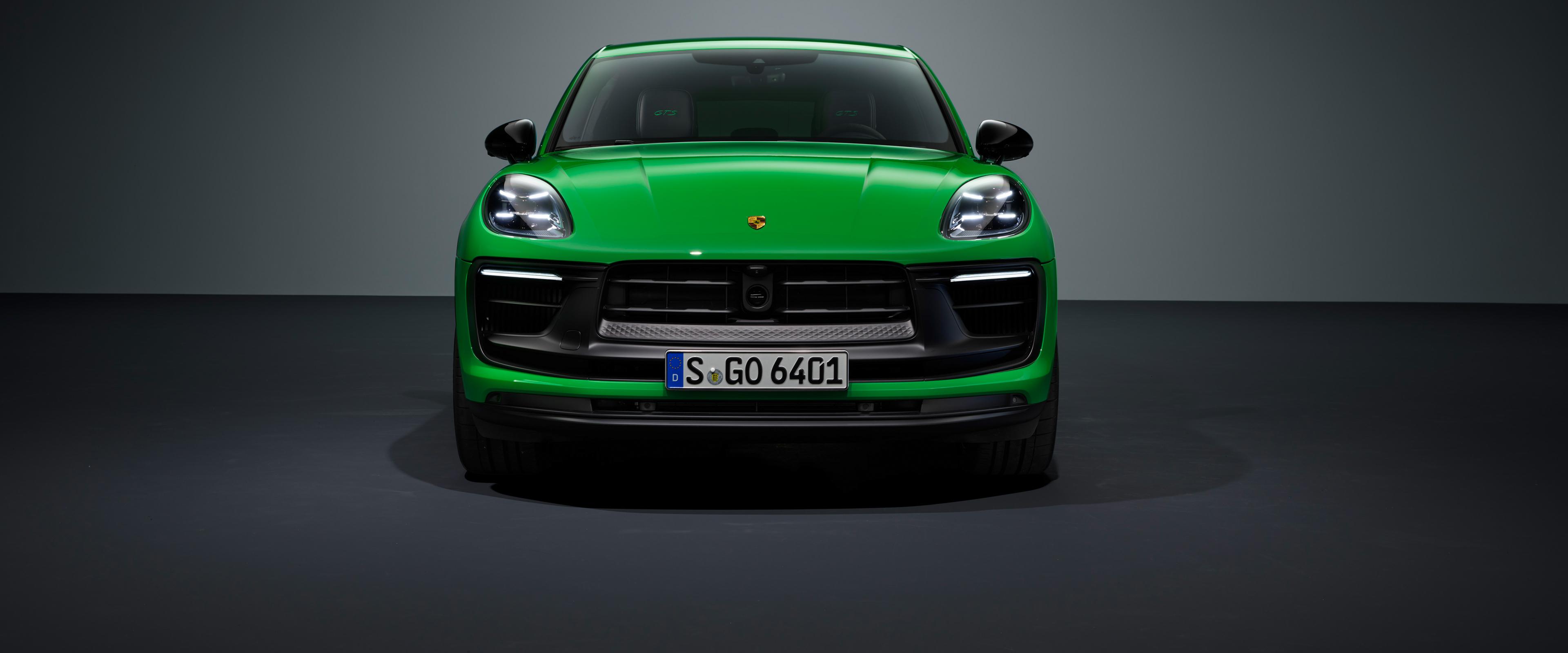 Green Macan GTS