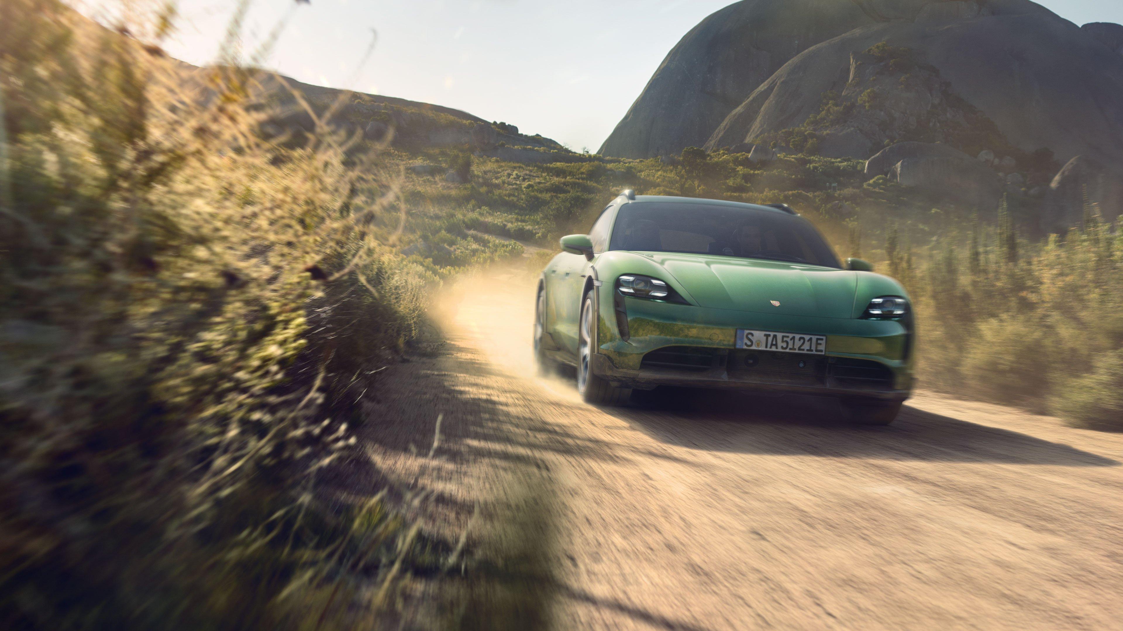 World premiere of the Taycan Cross Turismo