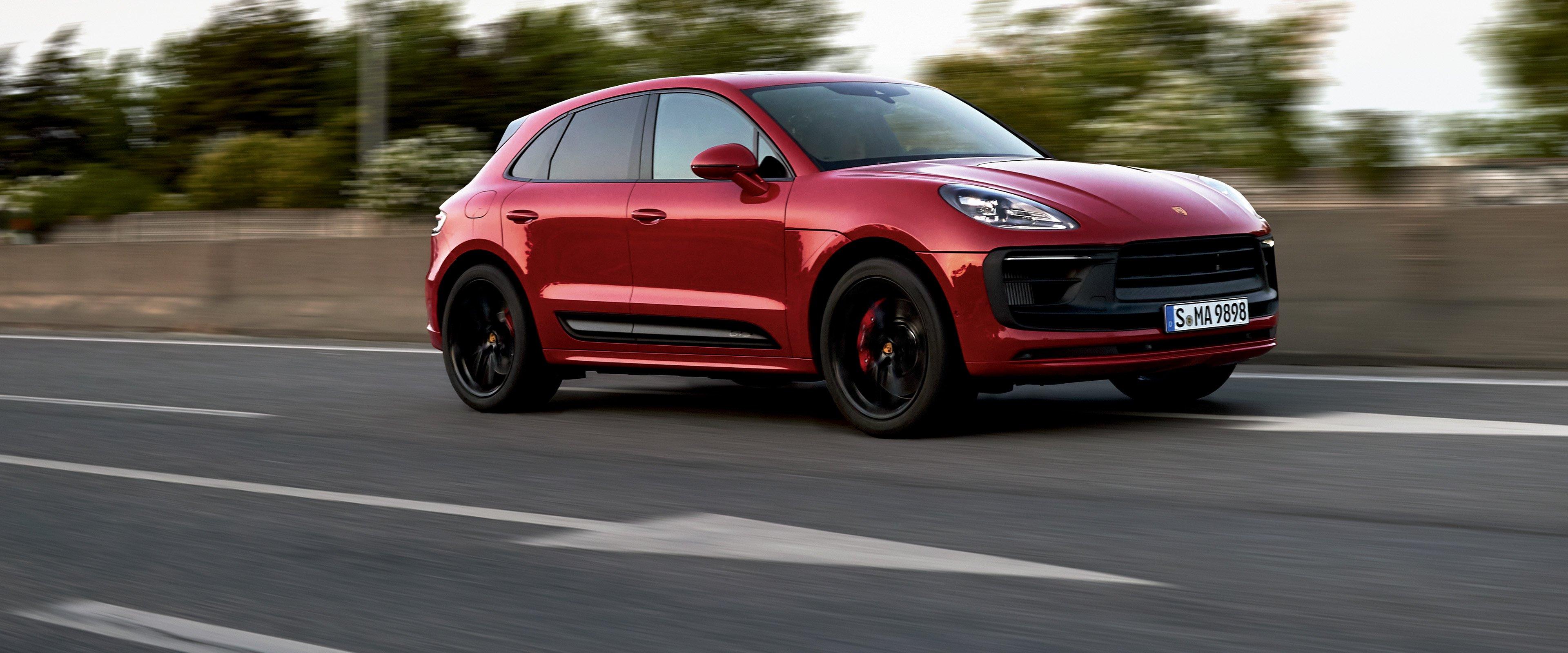 Porsche Centre Downtown Toronto Macan