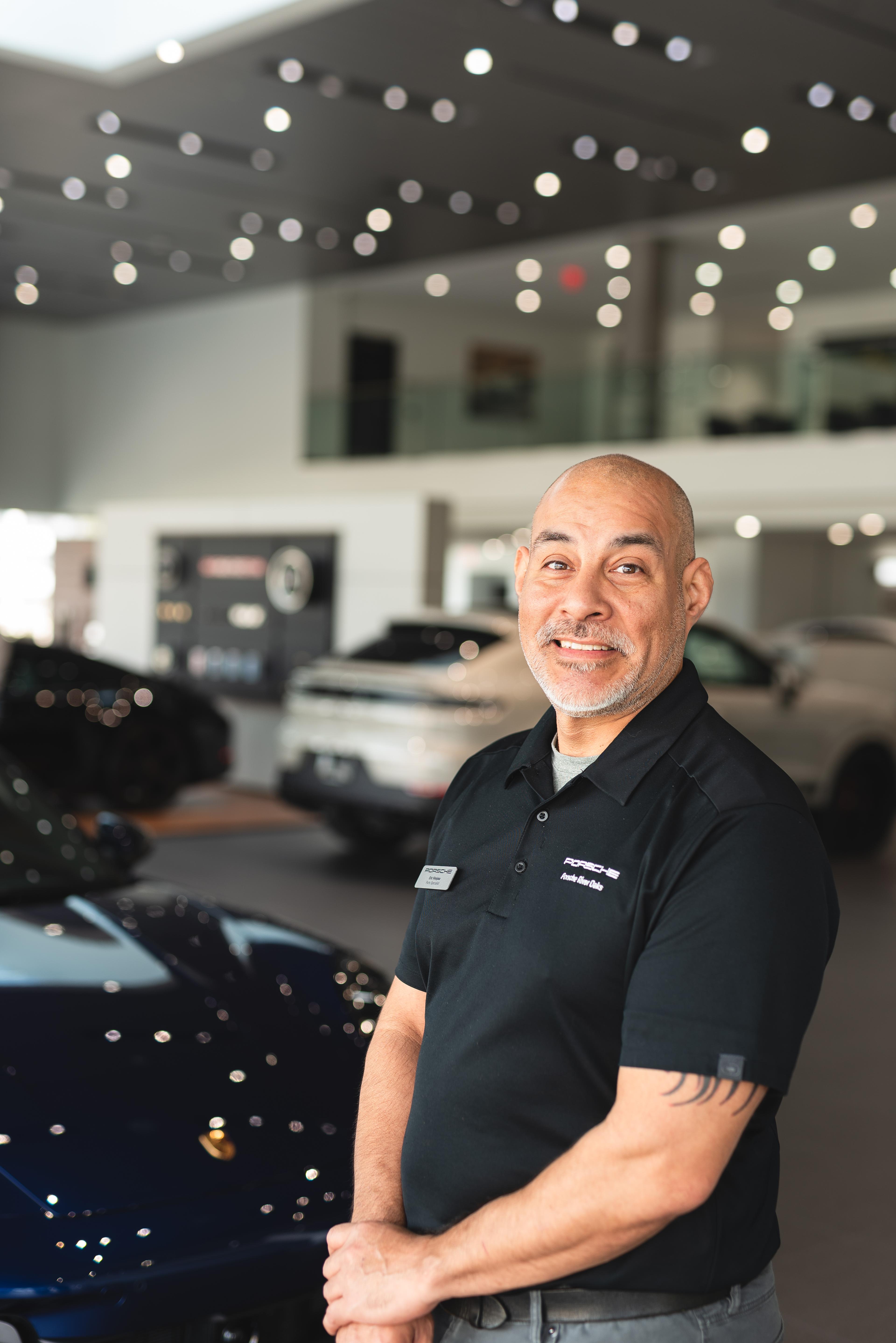 Photo of Eric Hinojosa