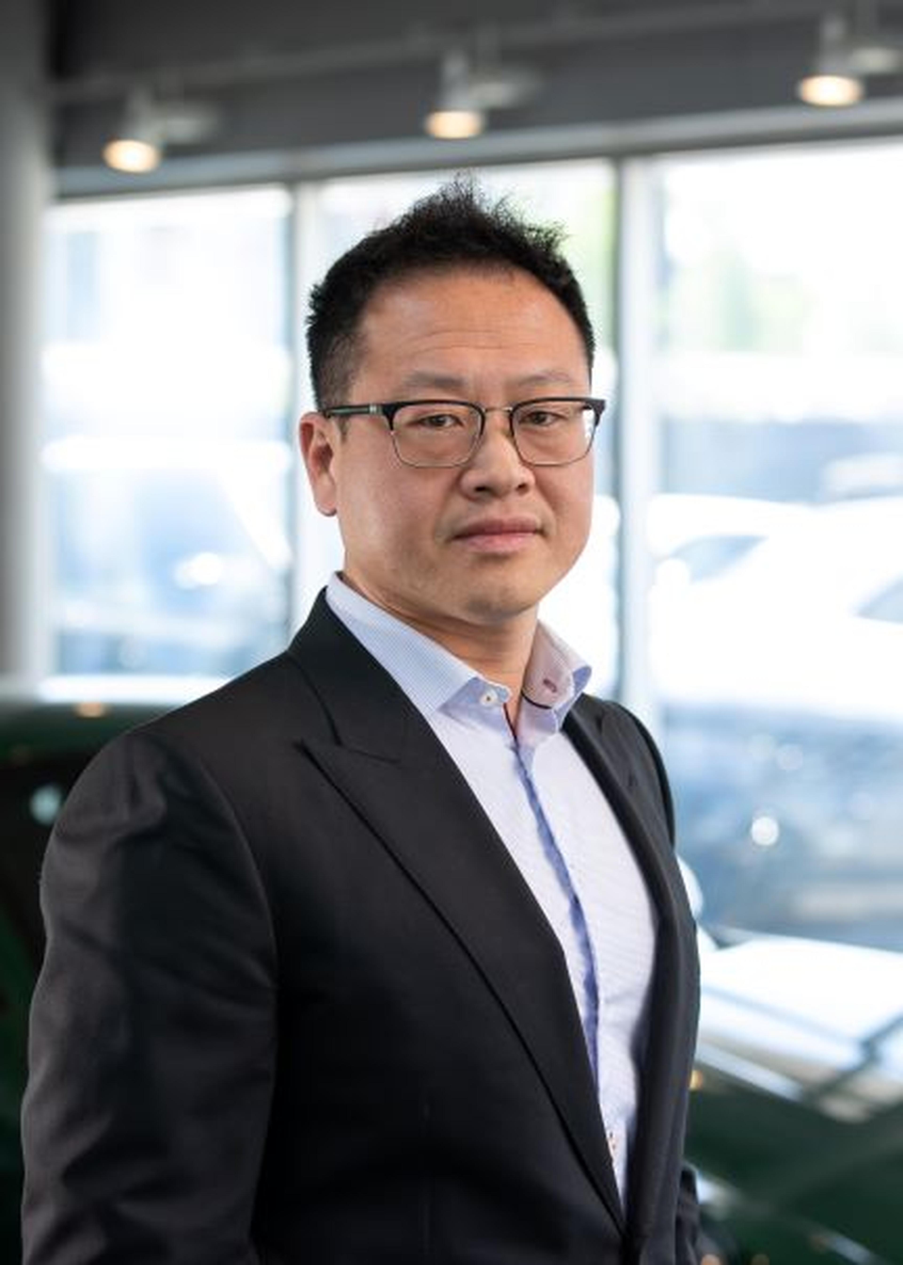 Yang Wang - Porsche Sales Manager