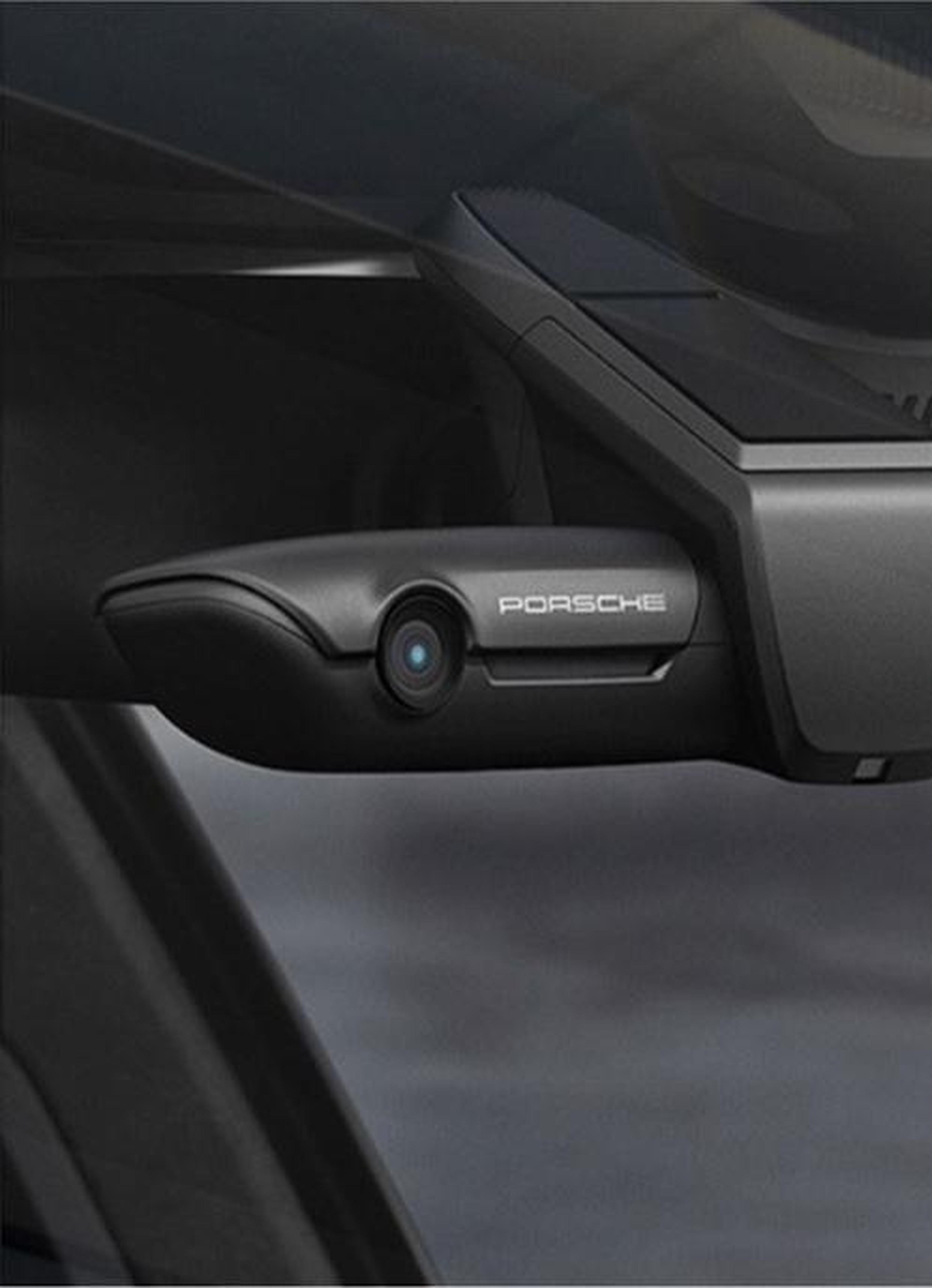 Porsche Dashcam Available in Porsche Centre Downtown Toronto