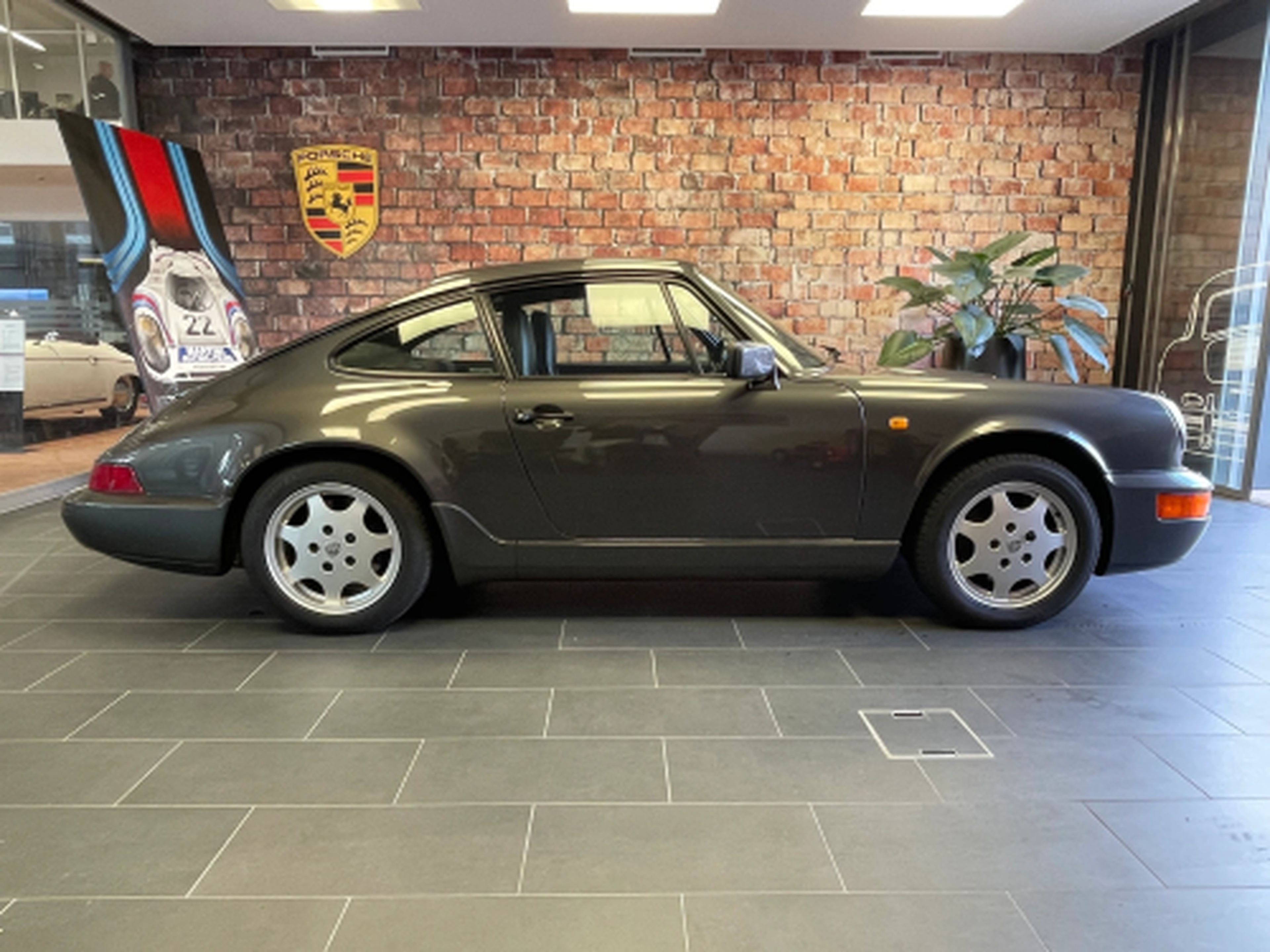 Porsche Carrera 4  Monatshighlight