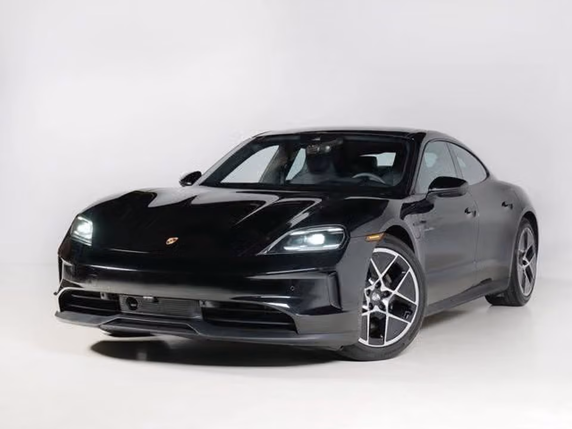 Porsche Approved Certified 2025 Porsche Taycan 4