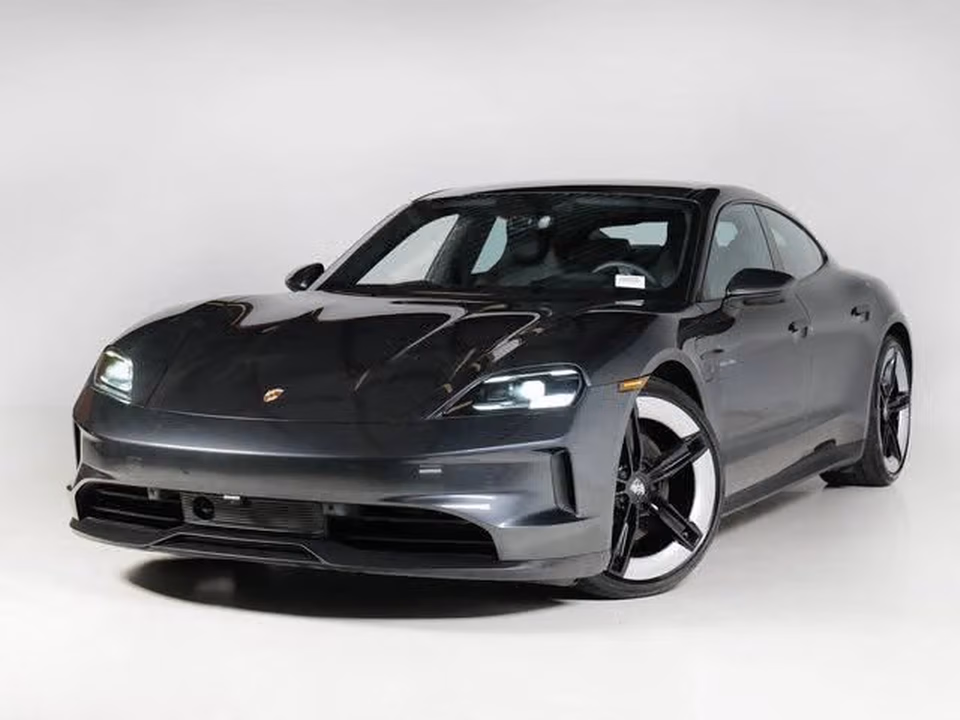 2025 Porsche Taycan
