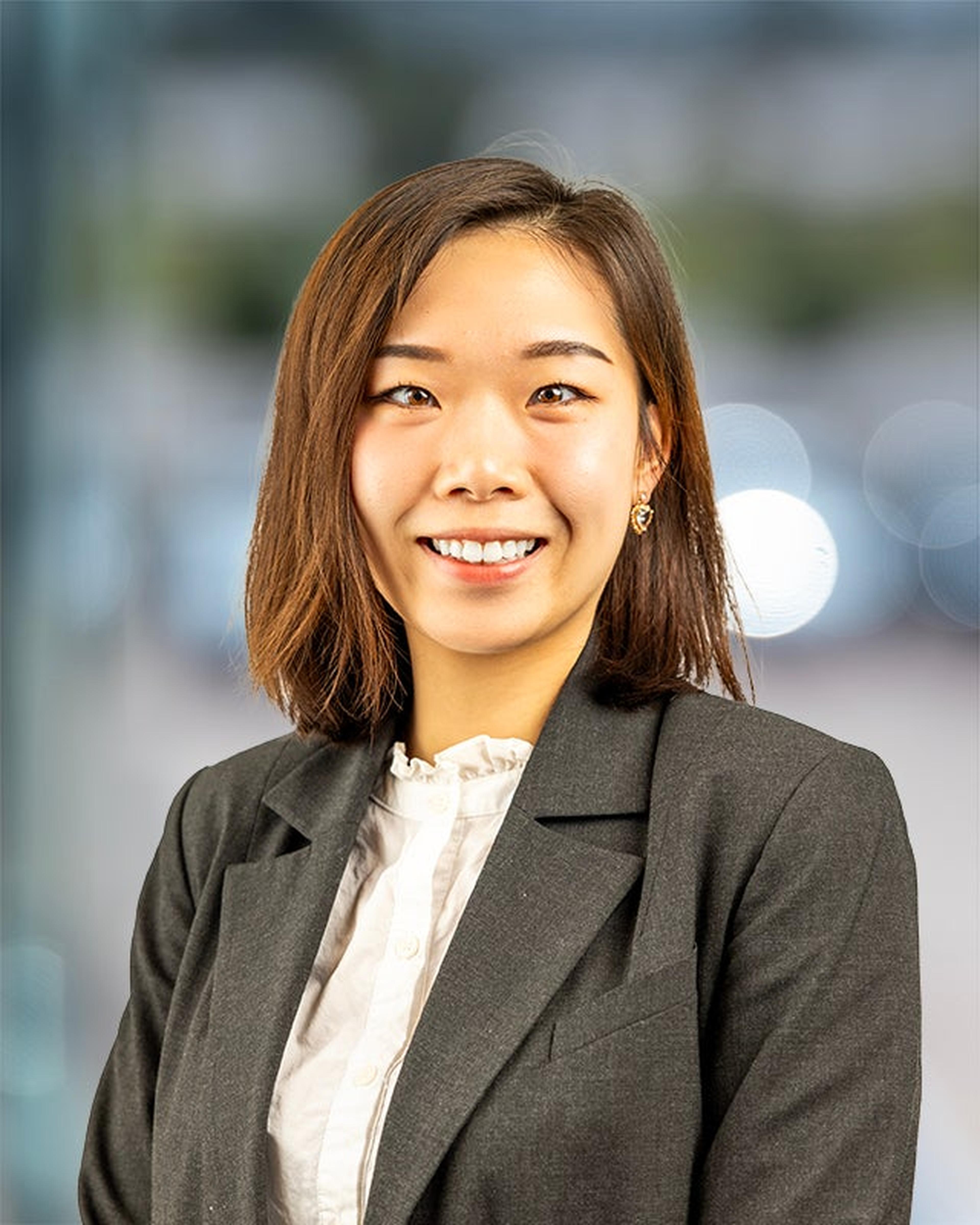 Joyce Lei, Professional Porsche Service Advisor, at Porsche San Francisco