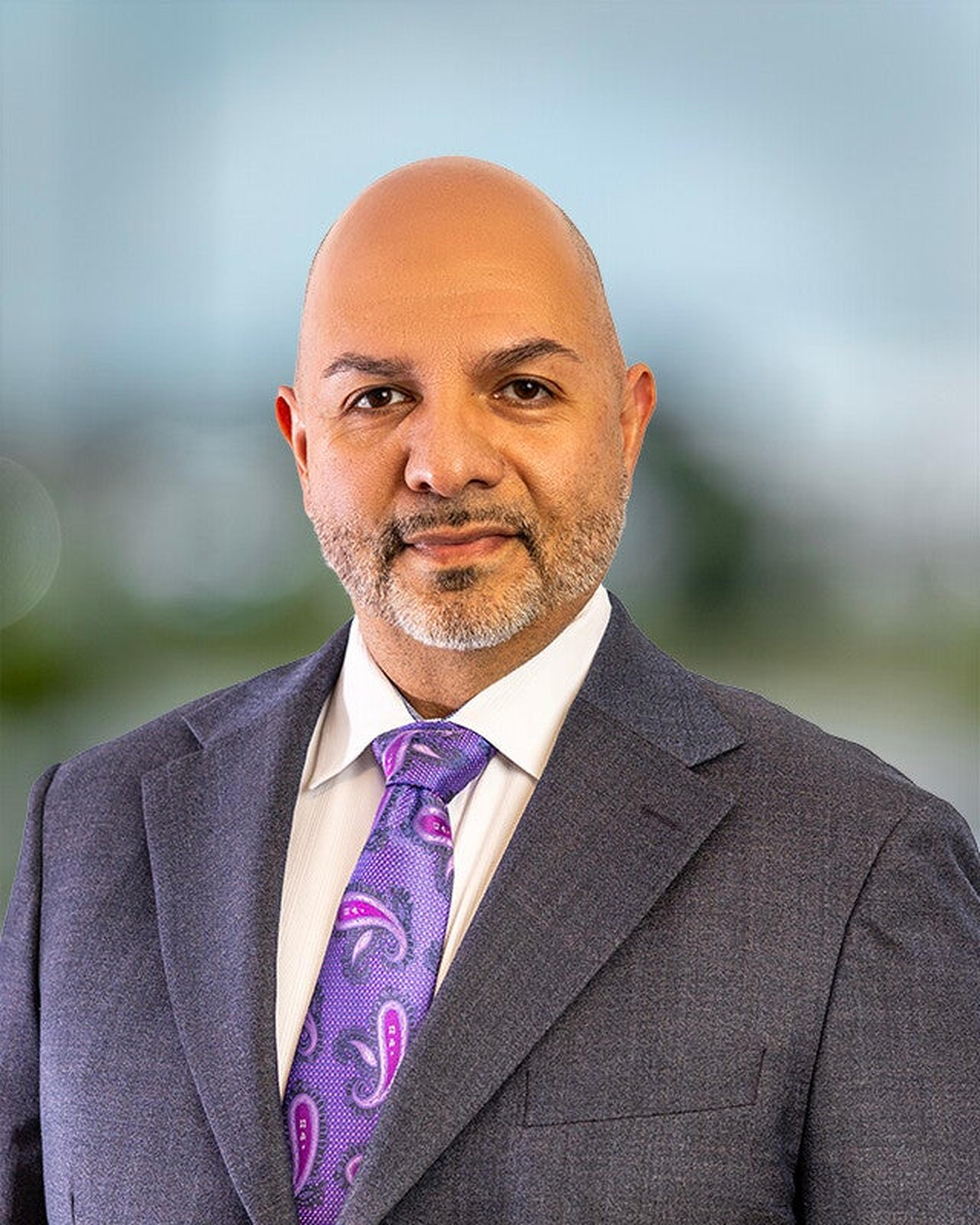 Fred Mohajeri, Professional Porsche Sales Consultant, at Porsche Marin