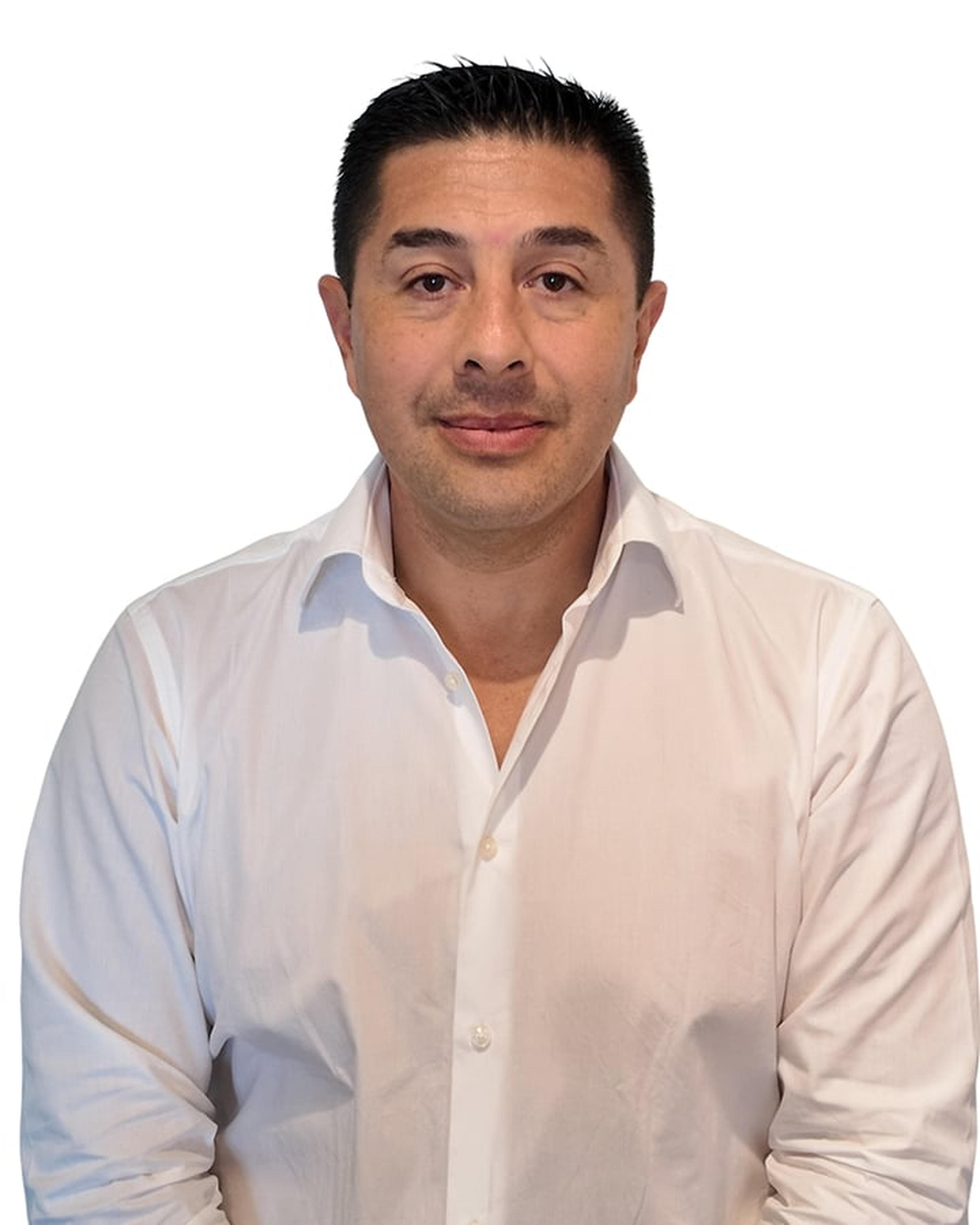 foto perfil del gerente general y gerente de ventas wilfrido urbano lopex