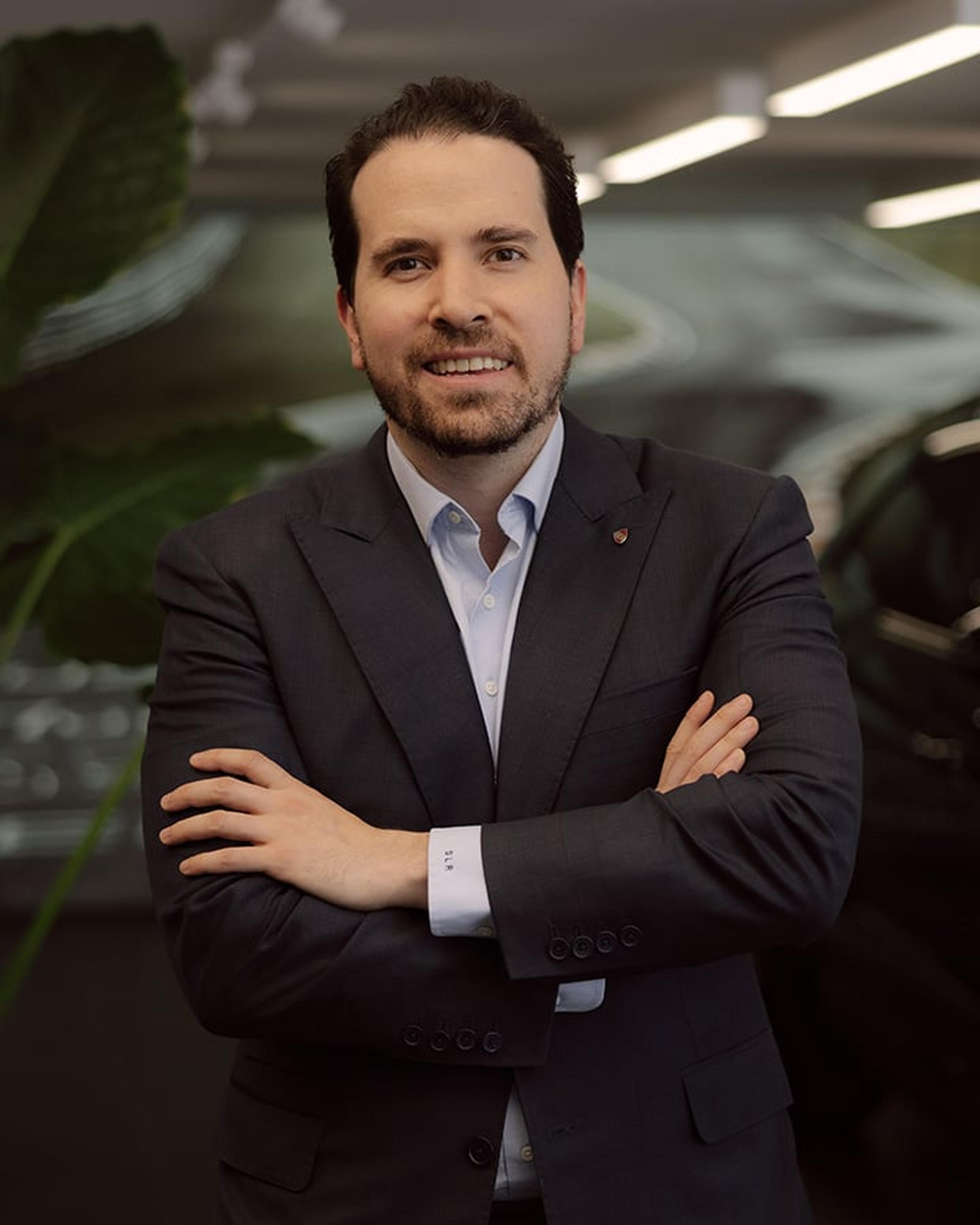 Santiago Lueje - Gerente Comercial - Porsche centre Santa Fe