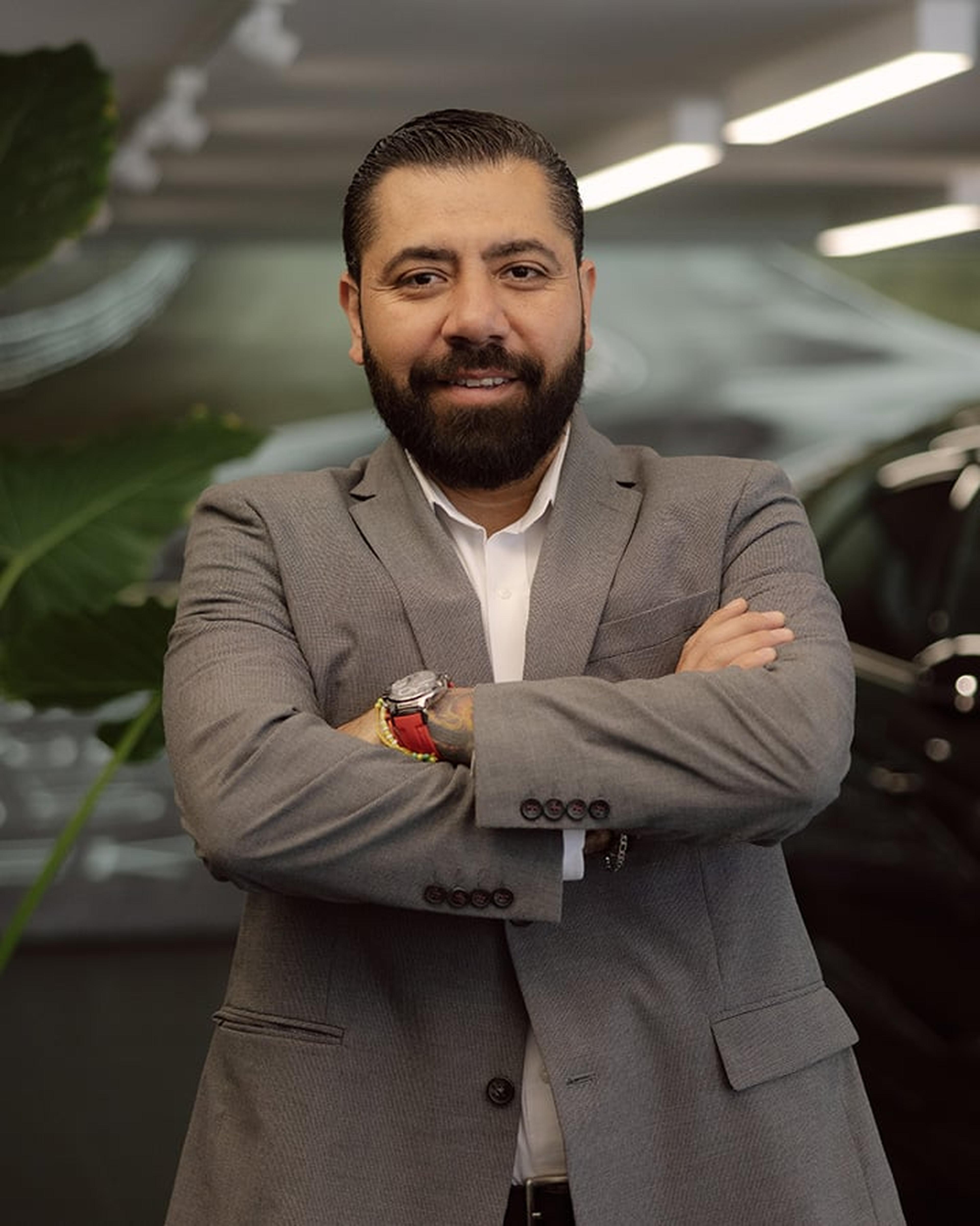 Enrique Valoiz - Consultor de Ventas Approved - Porsche centre Santa Fe