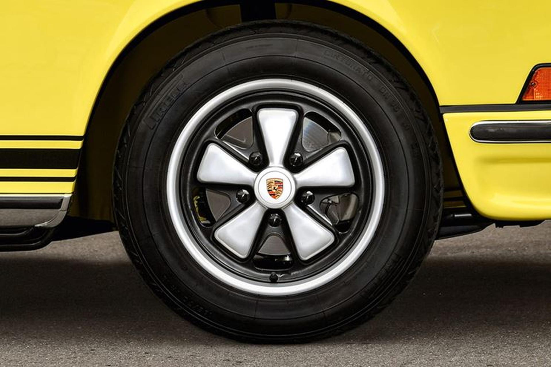 Porsche Classic Parts