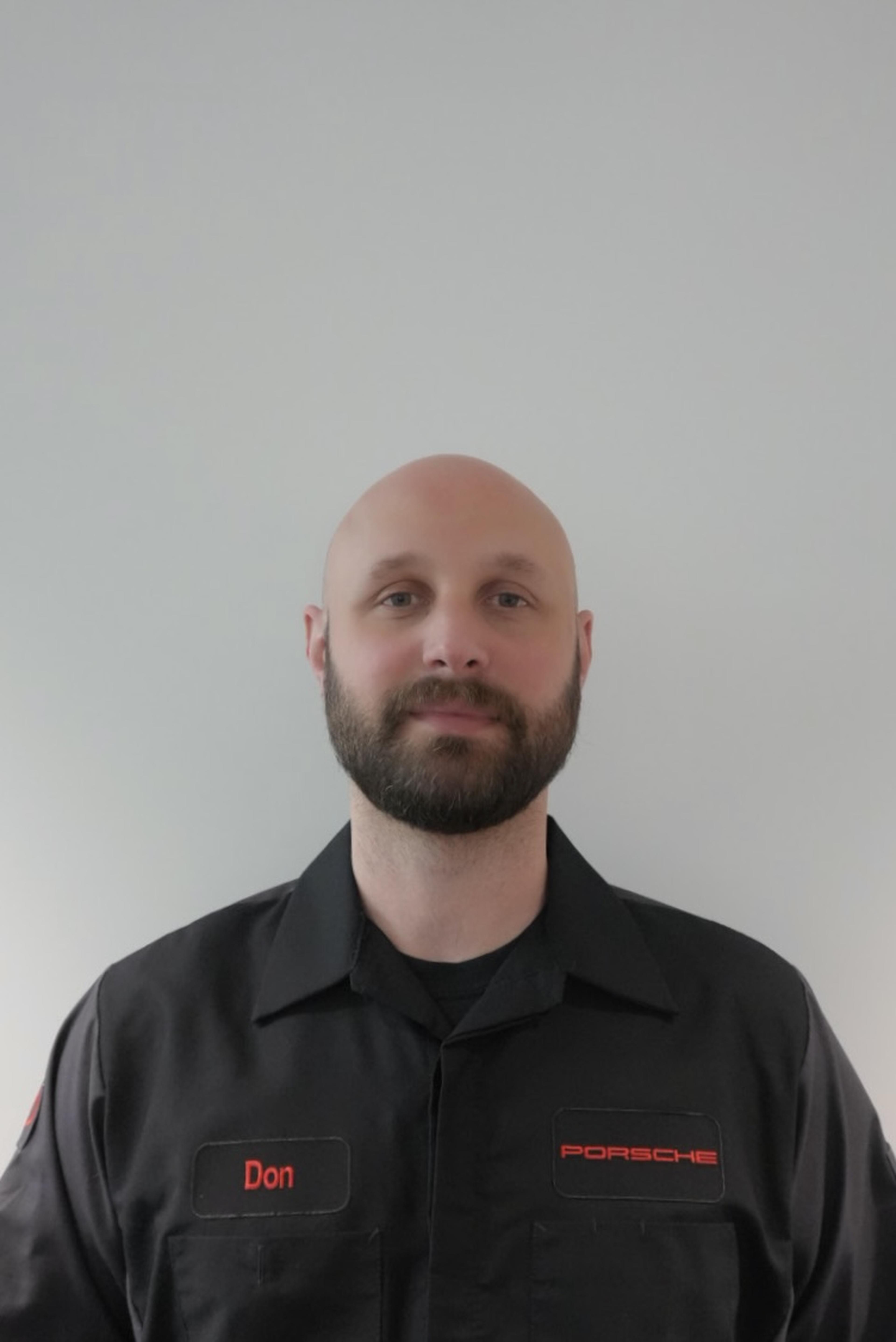 Photo of Donald Dewey