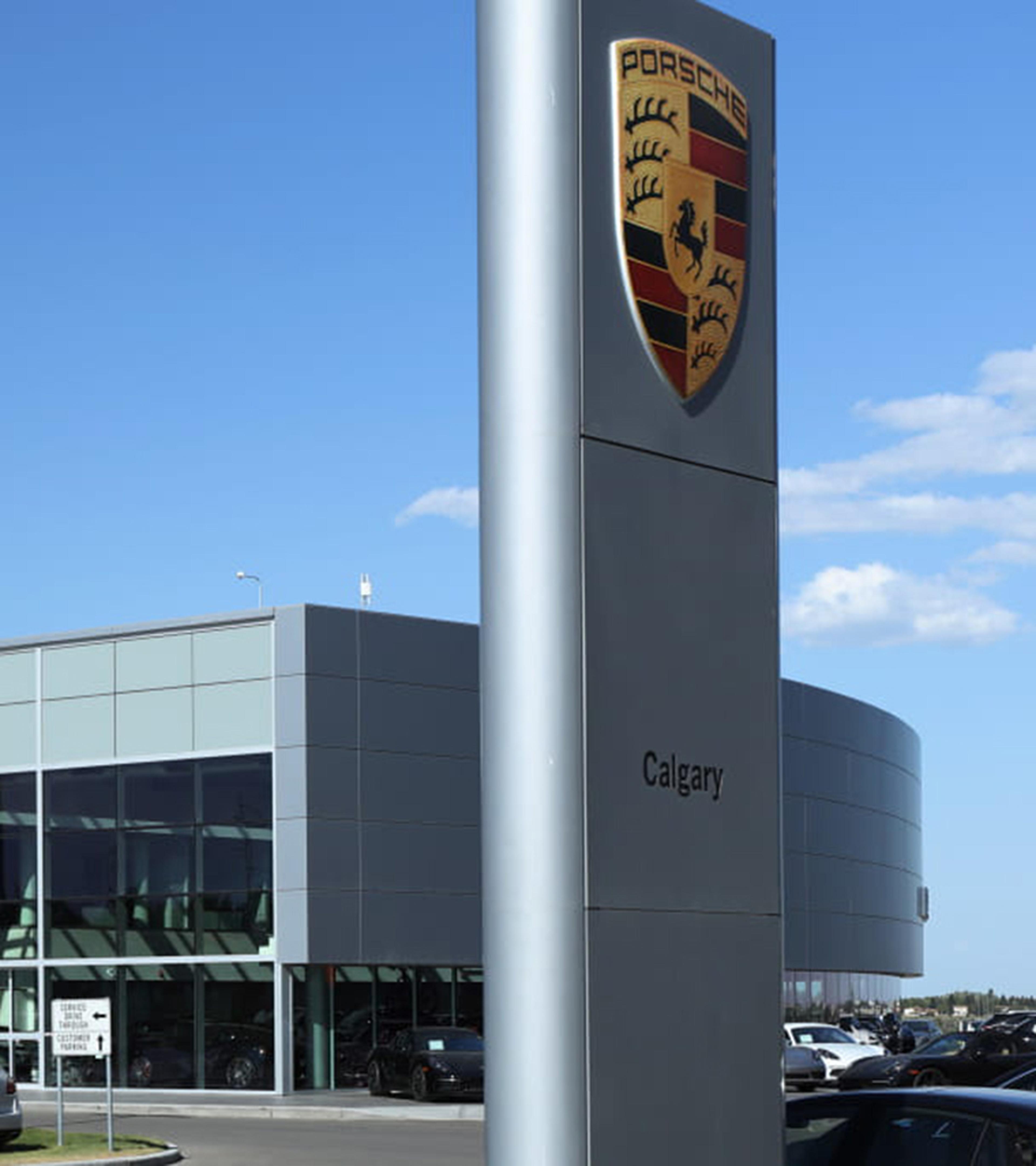 HomePageBannerMobile Porsche Centre Calgary Canada