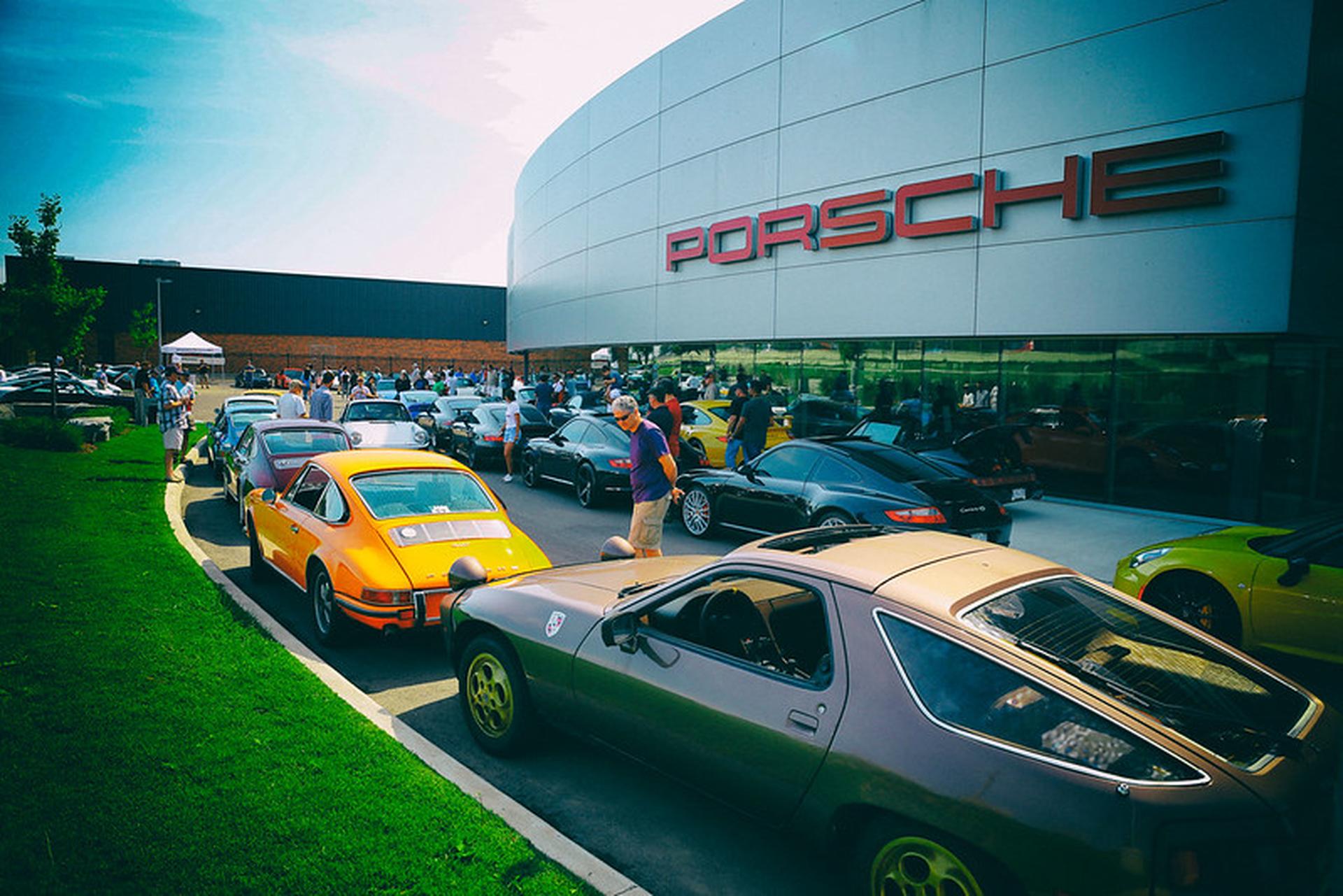 Cars and Coffee 2016