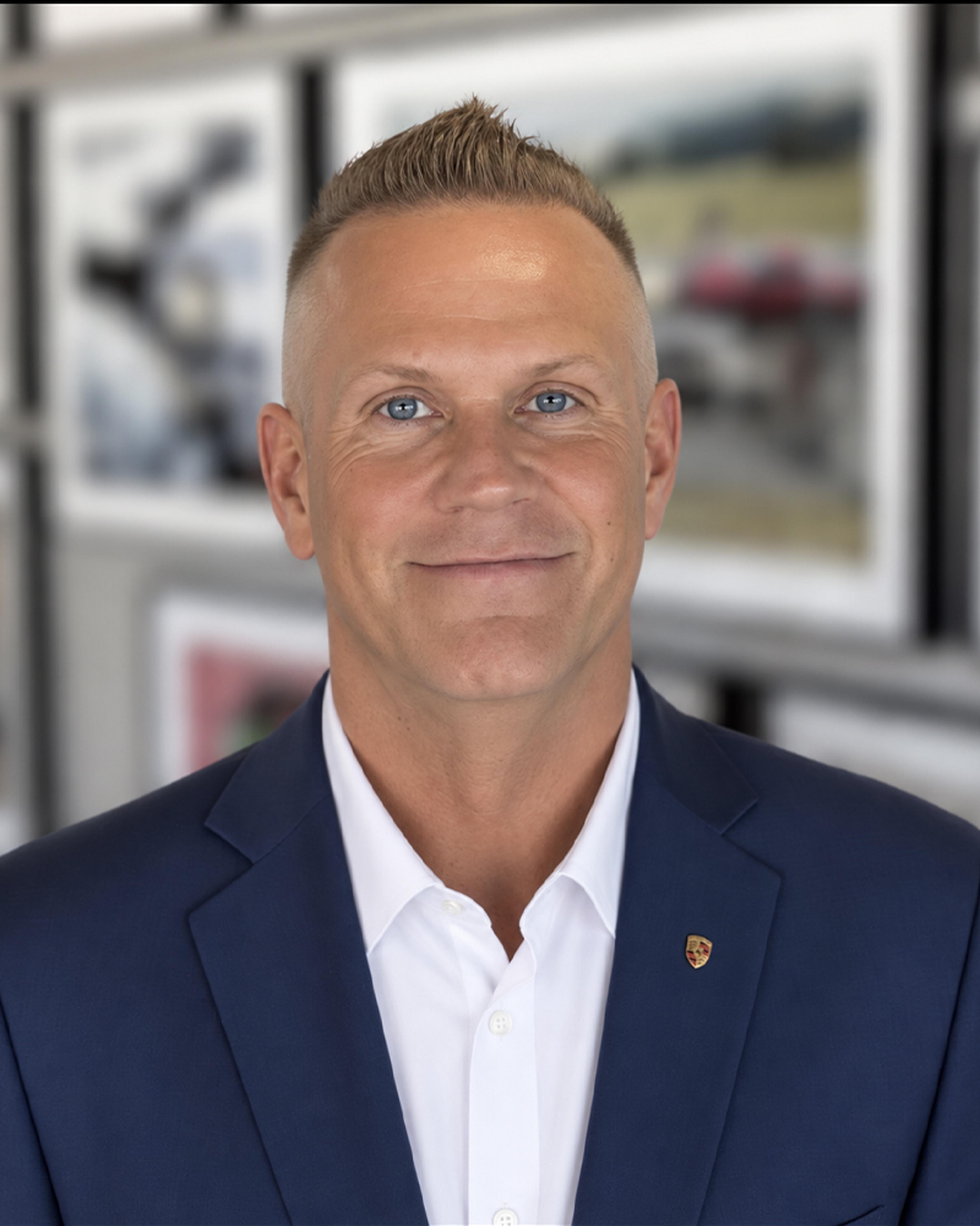Photo of Scott Ackerman
