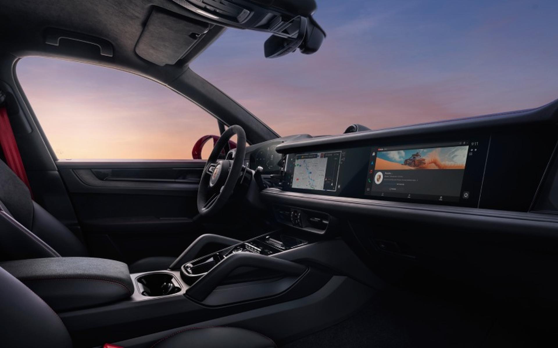 Oxnard, CA - 2025 Porsche Cayenne's Interior