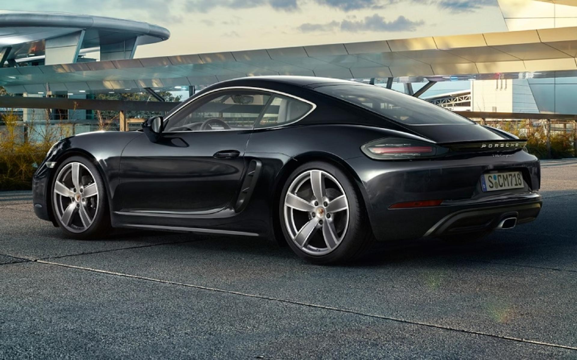 Step-by-Step Tips for Test Driving the 2025 Porsche 718 Cayman.