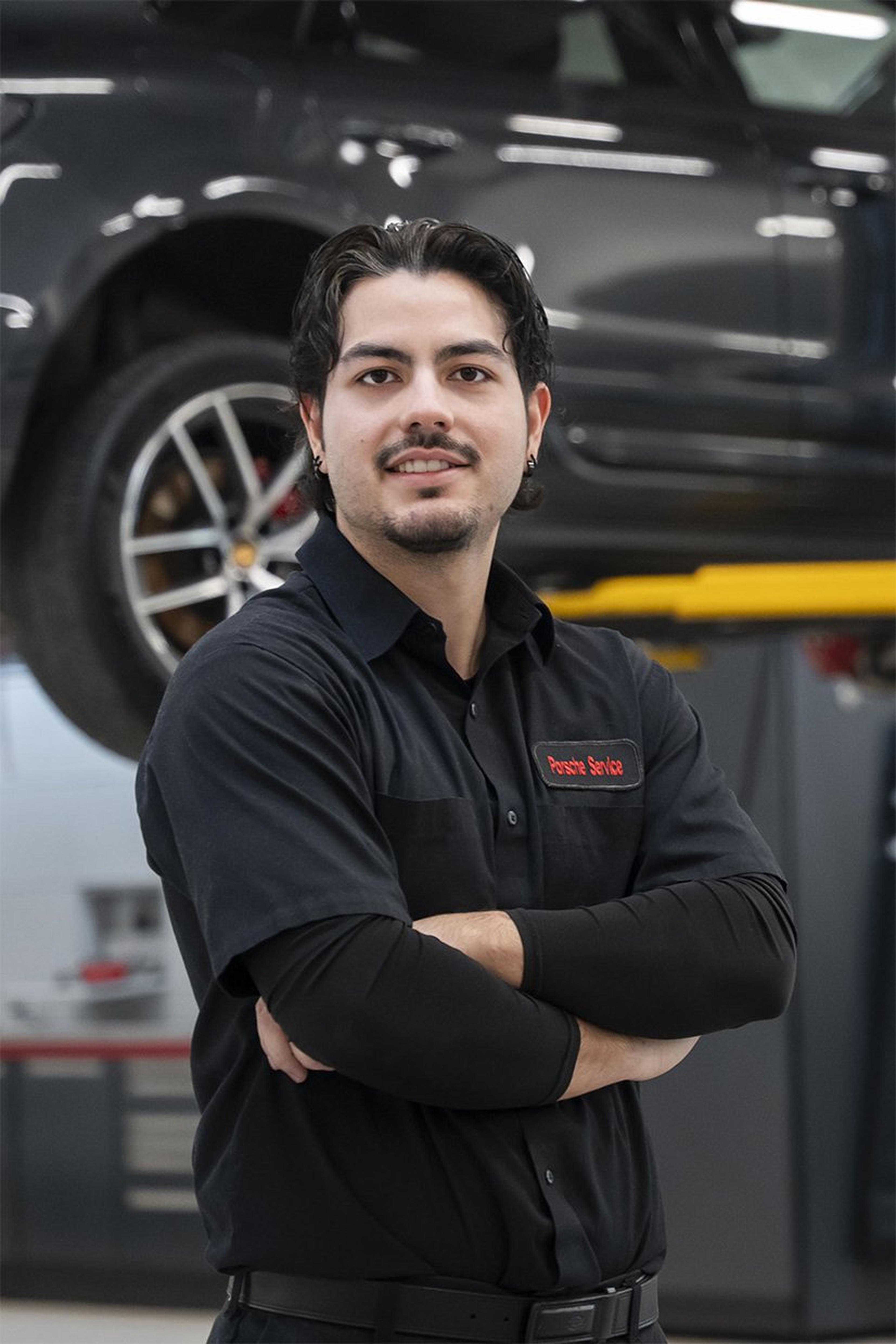 Adrian Clavijo - Centre Porsche Québec