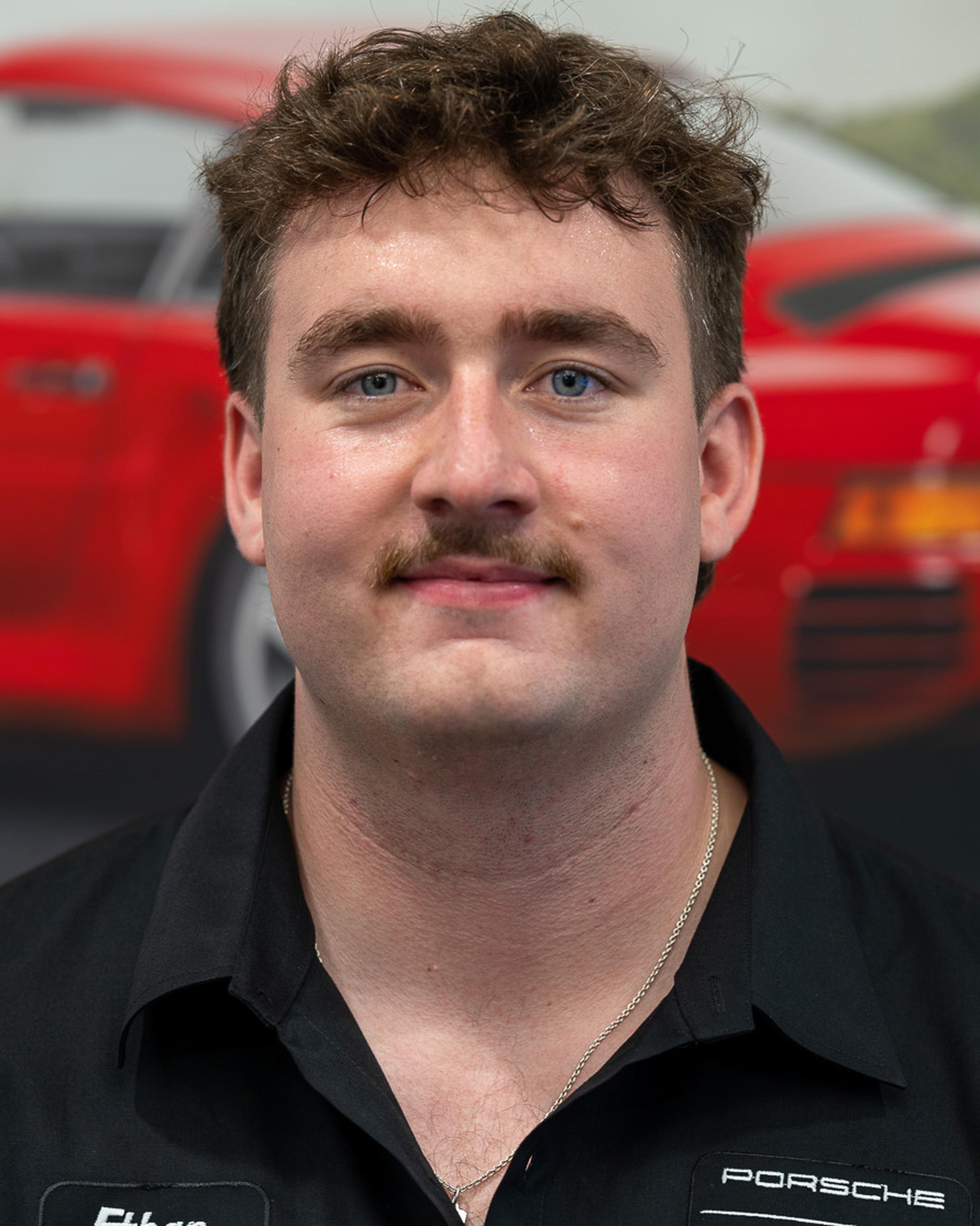 Photo of Ethan Horn