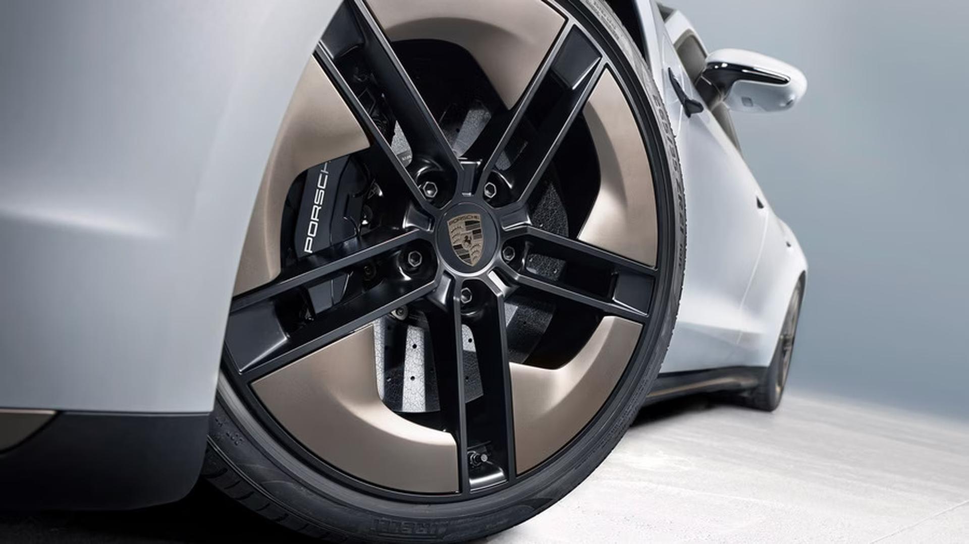 2027 Taycan Wheels