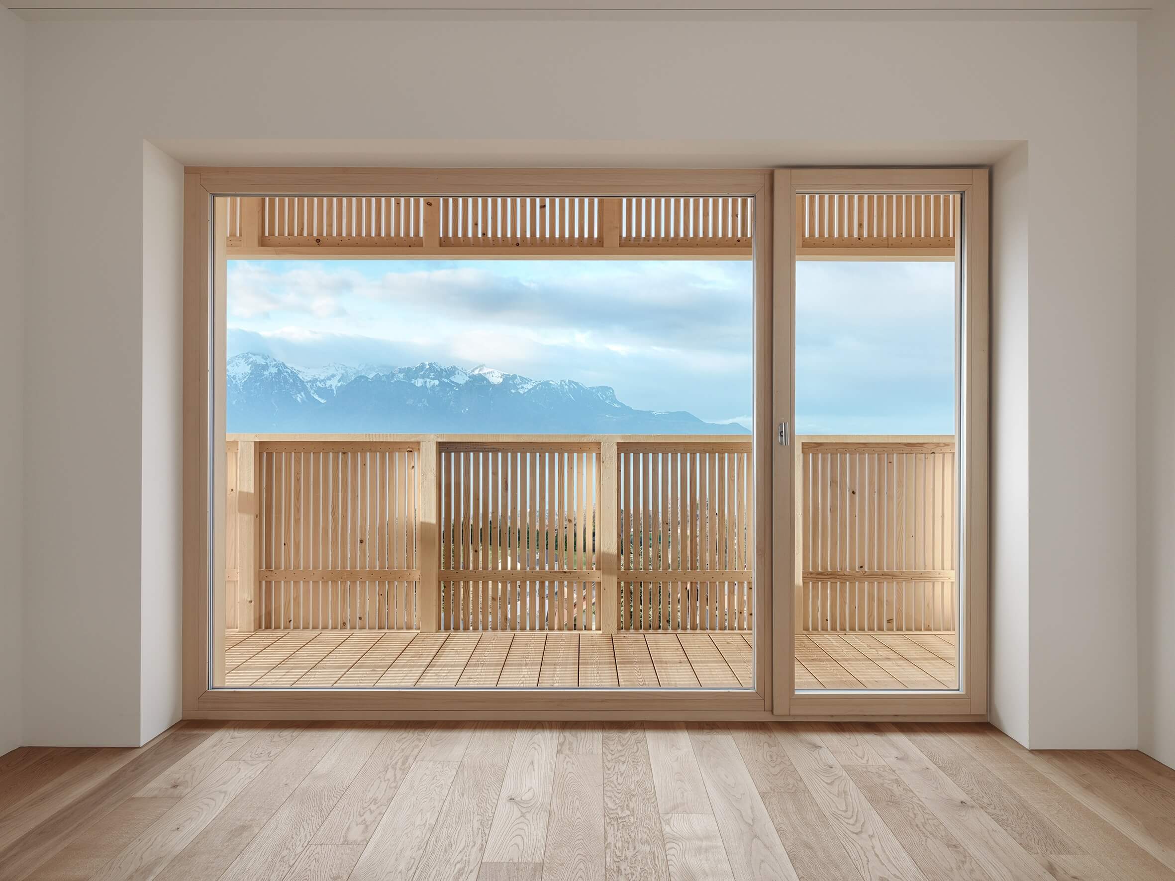 Detached house Lake Geneva