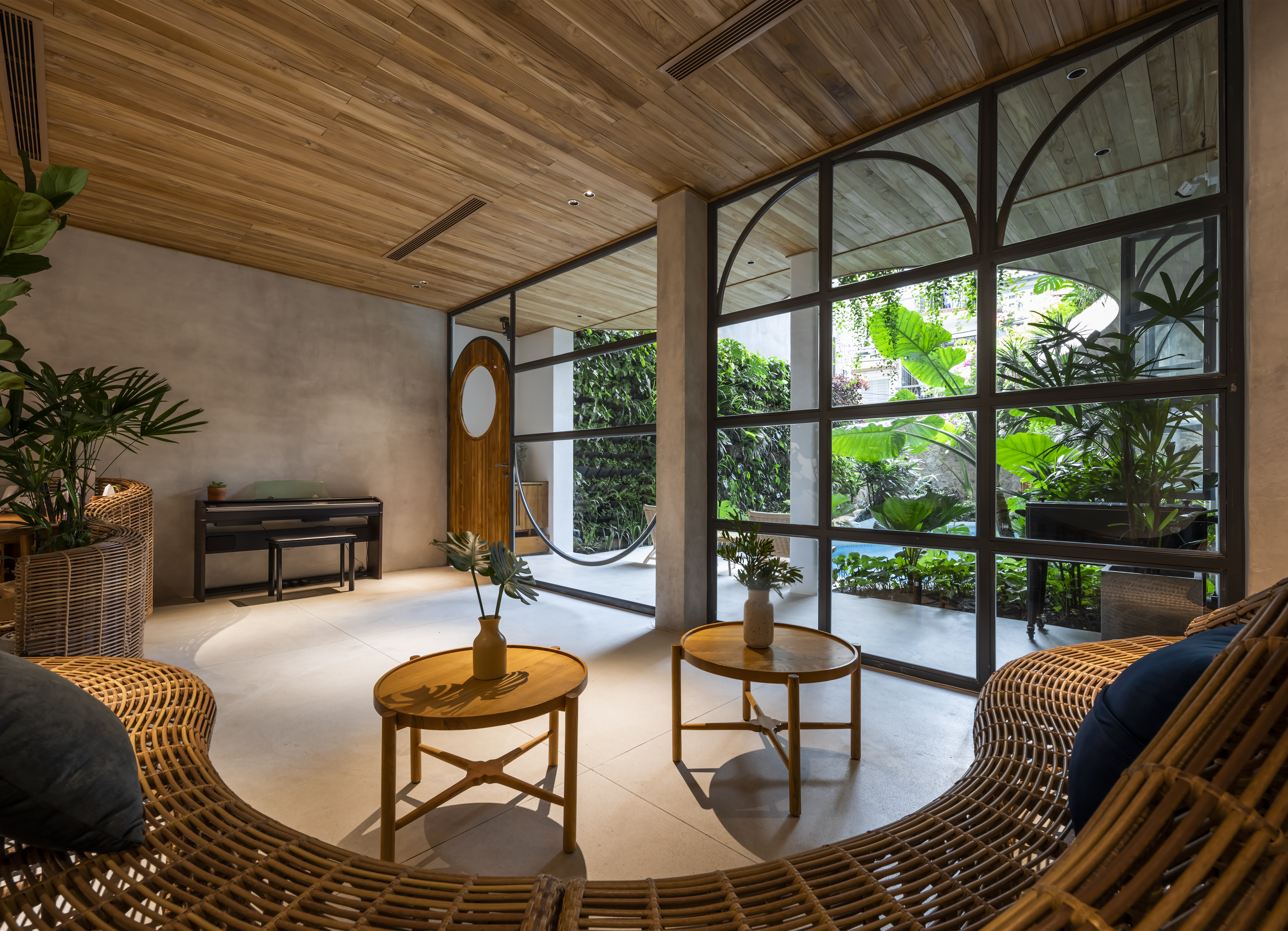 City Oasis Apartments