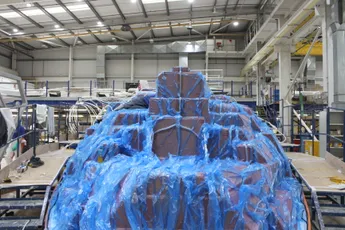 Composite mould wrapped in vacuum bagging, showcasing Scott Bader resins and composites manufacturing process. [G]