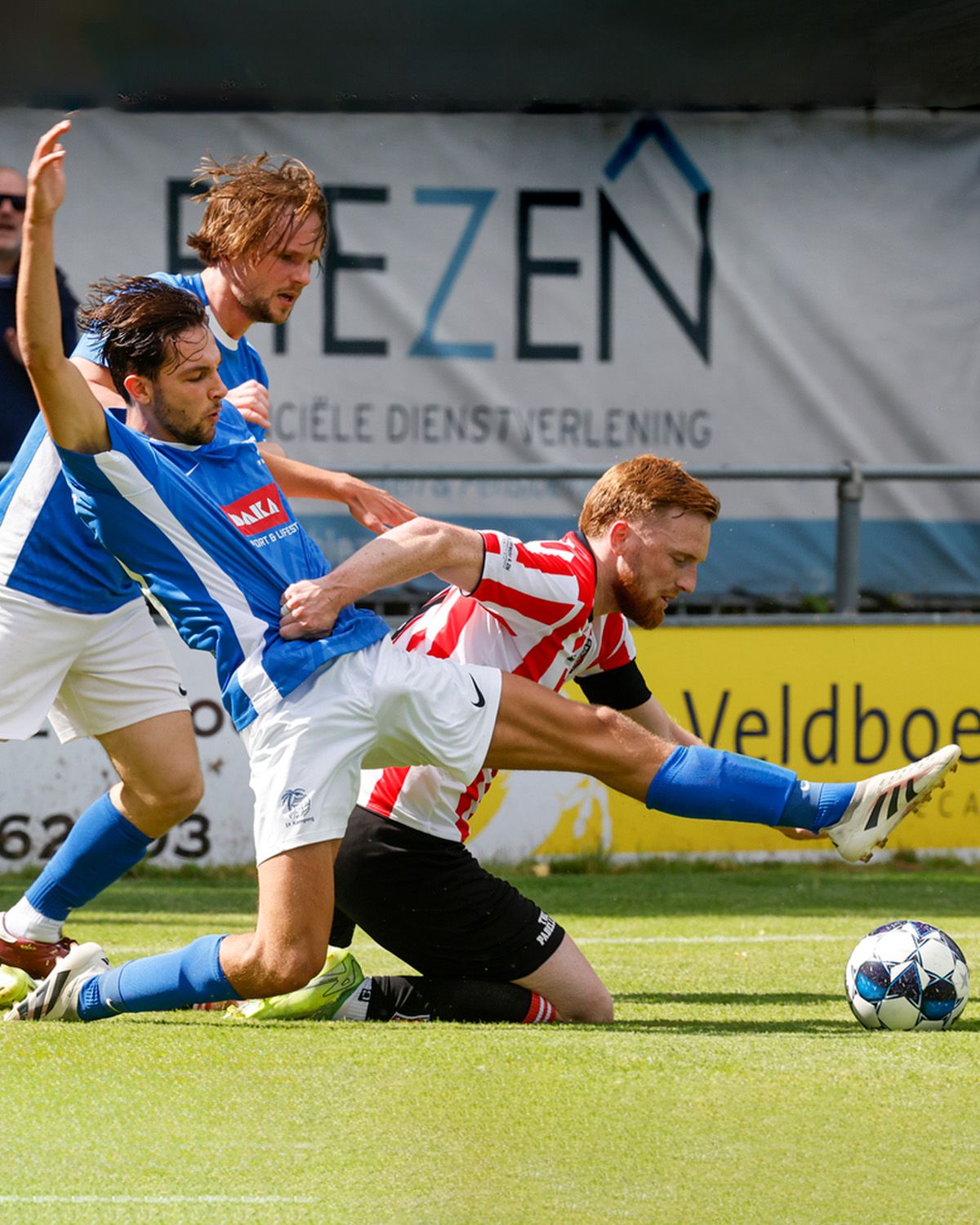 JortDeZeeuw2508240115x12 kampong