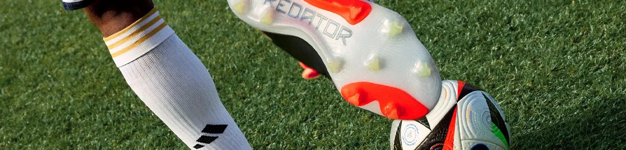 HiRui Voetbal scheenbeschermers scheenbeschermers voor kinderen jeugd volwassene, kalf compressie mouw met honingraat pads, ondersteuning voor scheenbeen spalk honkbal boksen kickboksen MTB, lichtgewicht (1PAIR) (Blauw, M