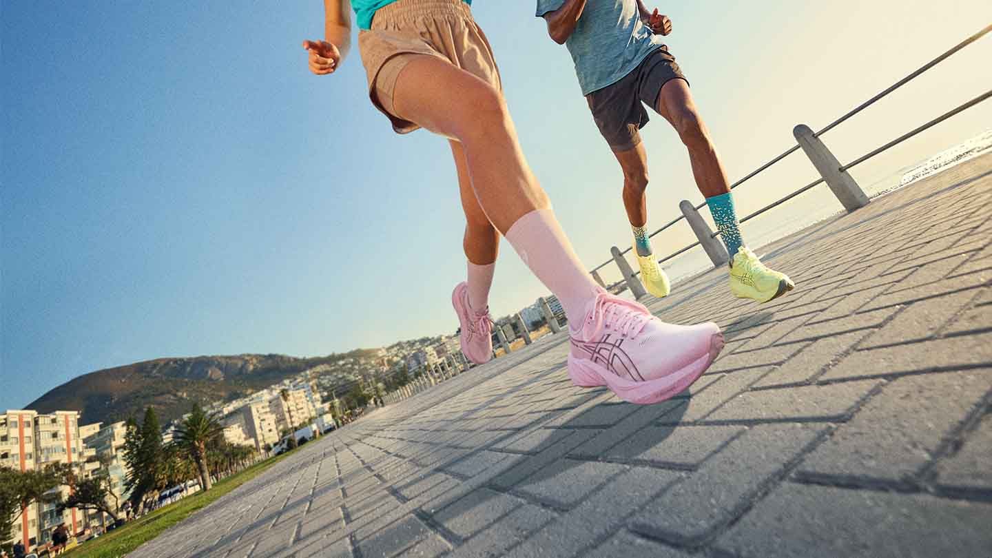 ASICS GT 2000 15 hardloopschoenen