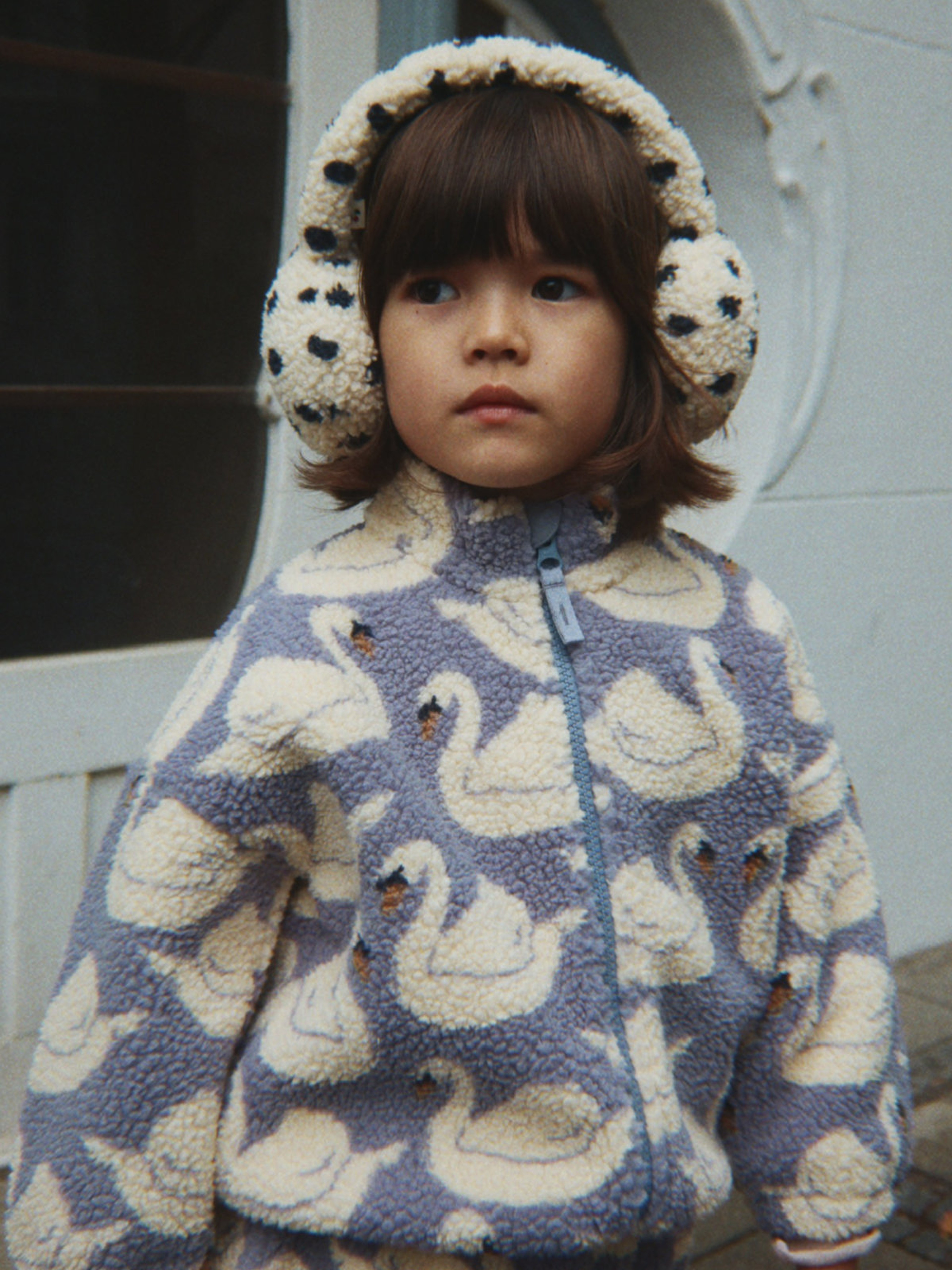 ベビーショップ - プレミアムな子供服やベビーギアをお買い求め