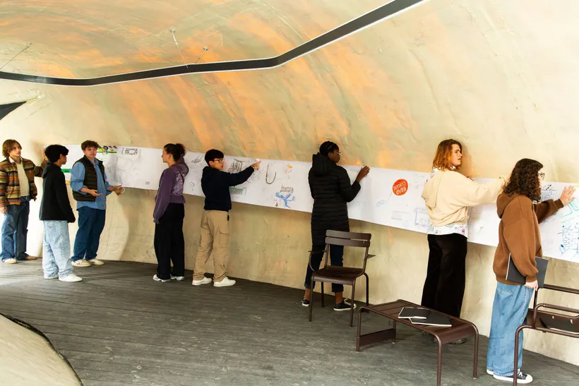 Drawing Matter, Architectural Summer School, Presentation at Radić Pavilion, Hauser & Wirth, Somerset, United Kingdom, 2023 © Clare Walsh
