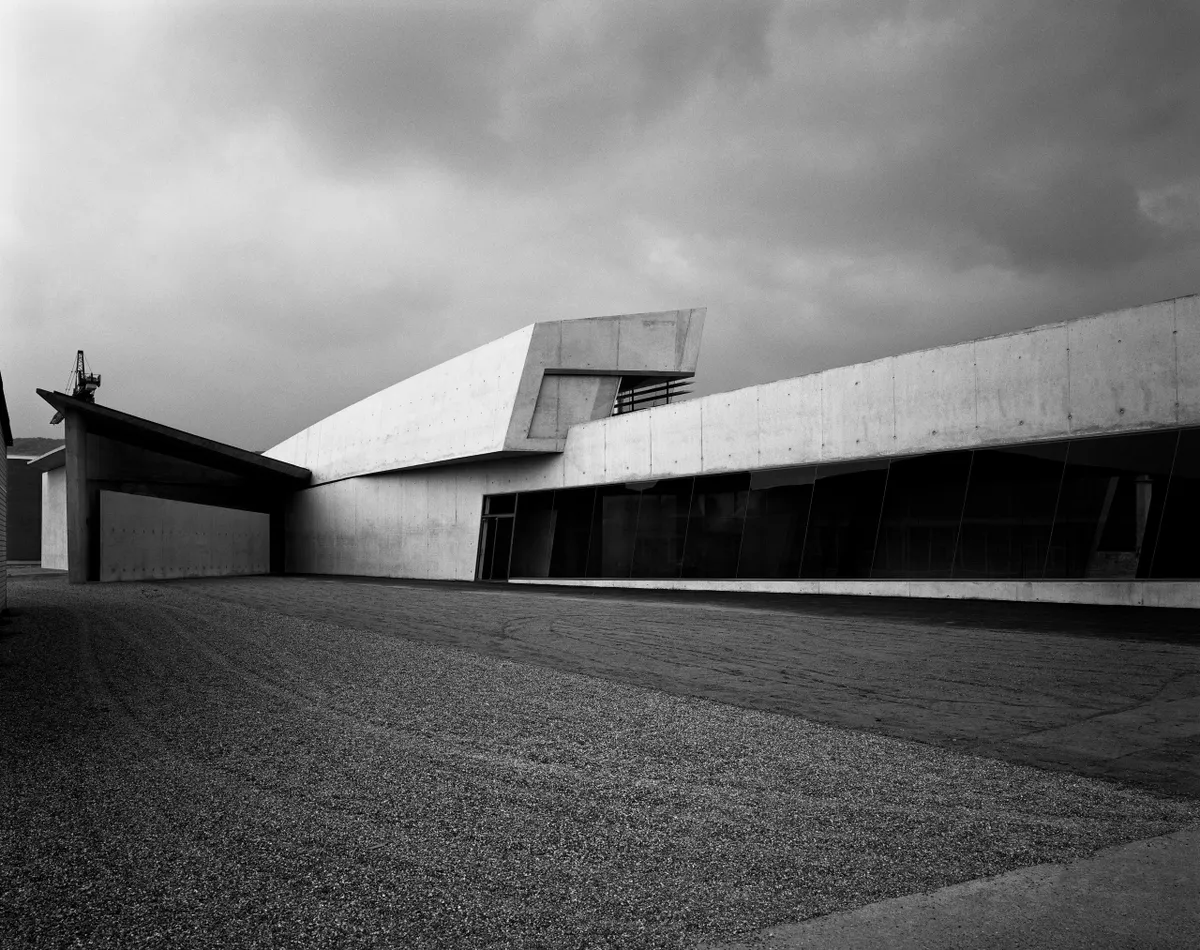 Zaha Hadid Architects, Vitra Fire Station, Weil am Rhein, Germany, 1993 © Hélène Binet
