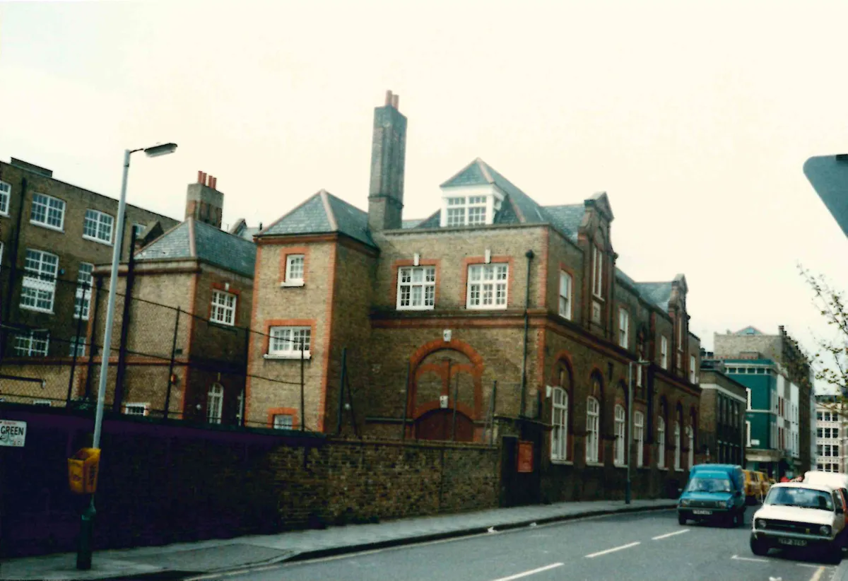 10 Bowling Green Lane, London, United Kingdom © Satoshi Ohashi